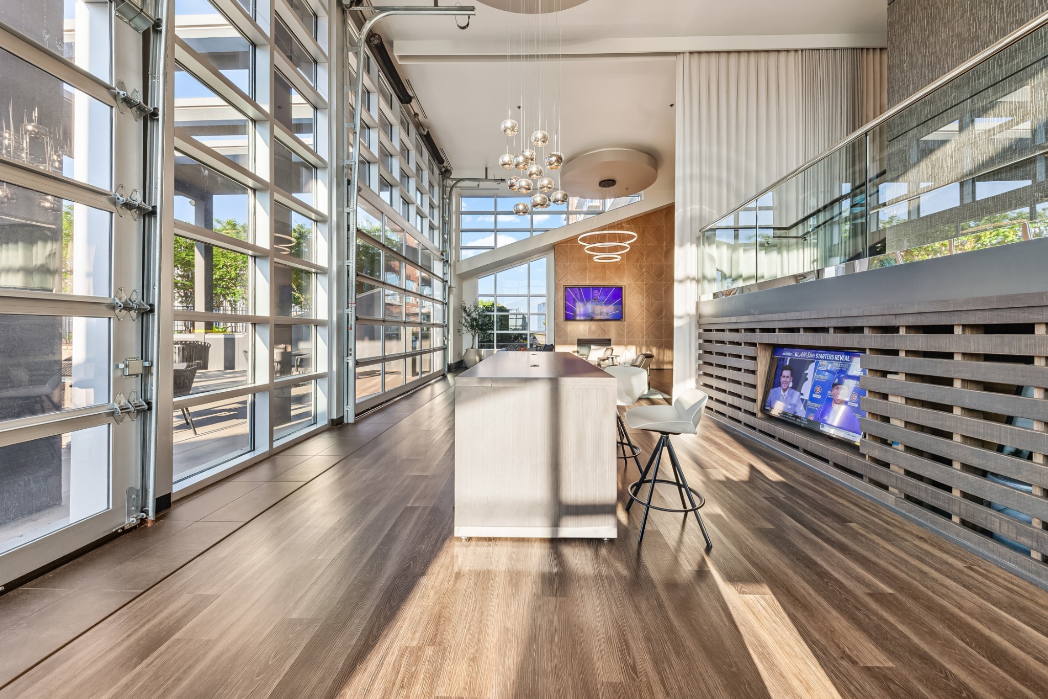 600 12th Ave, S Unit: 902