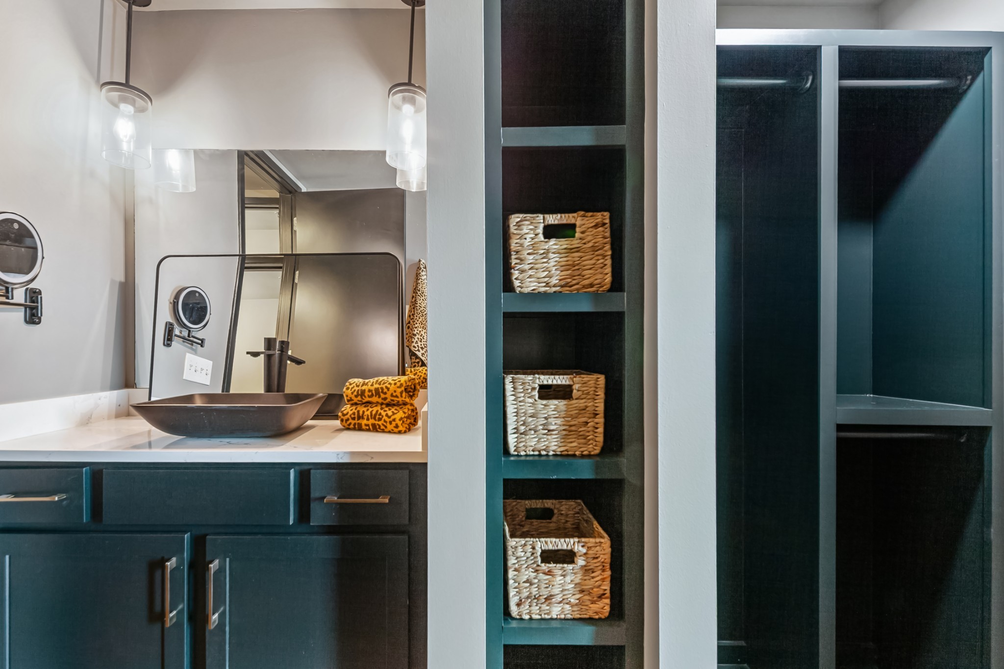 600 12th Ave, S Unit: 902