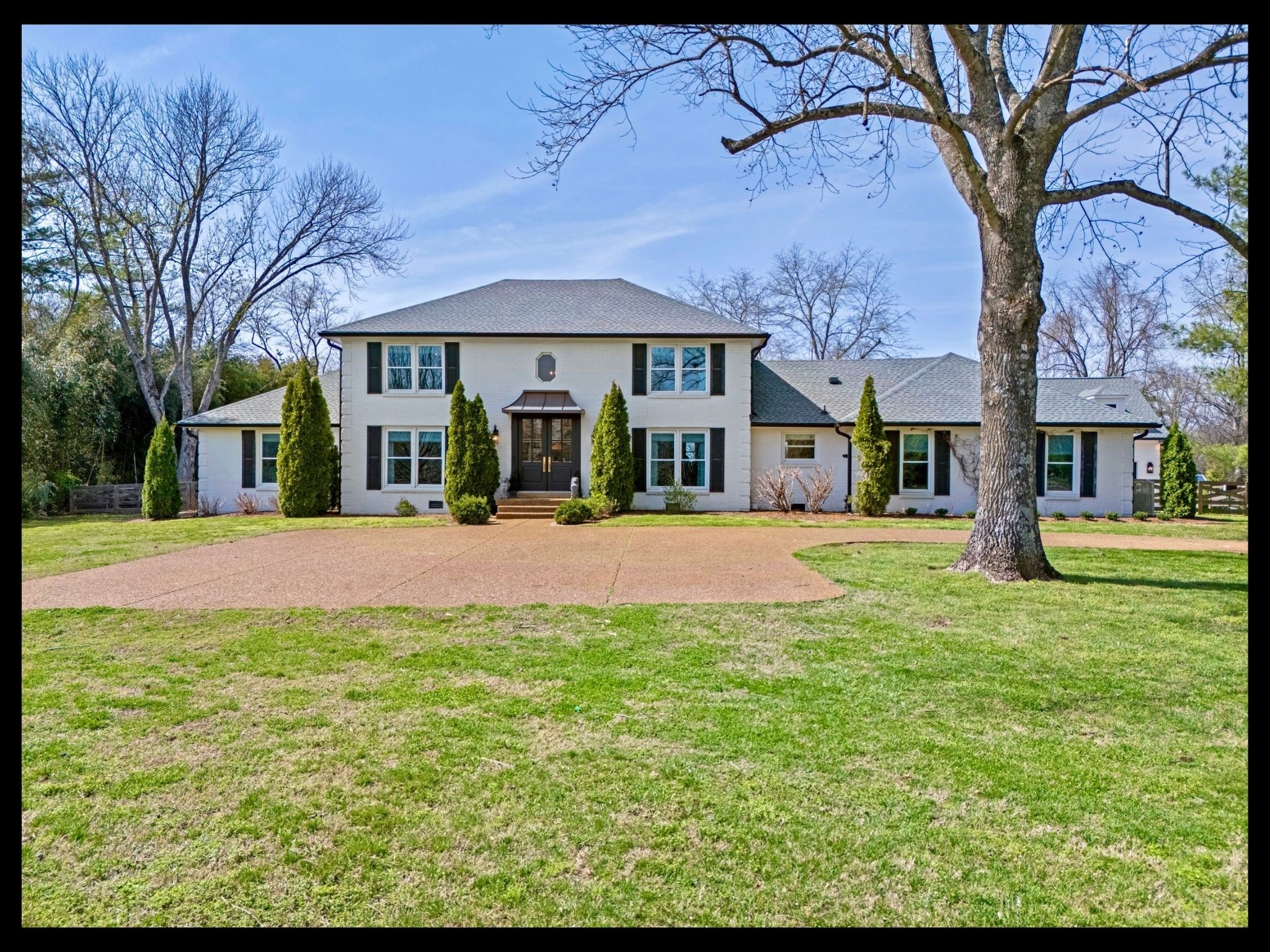 202 Deerfield Ln