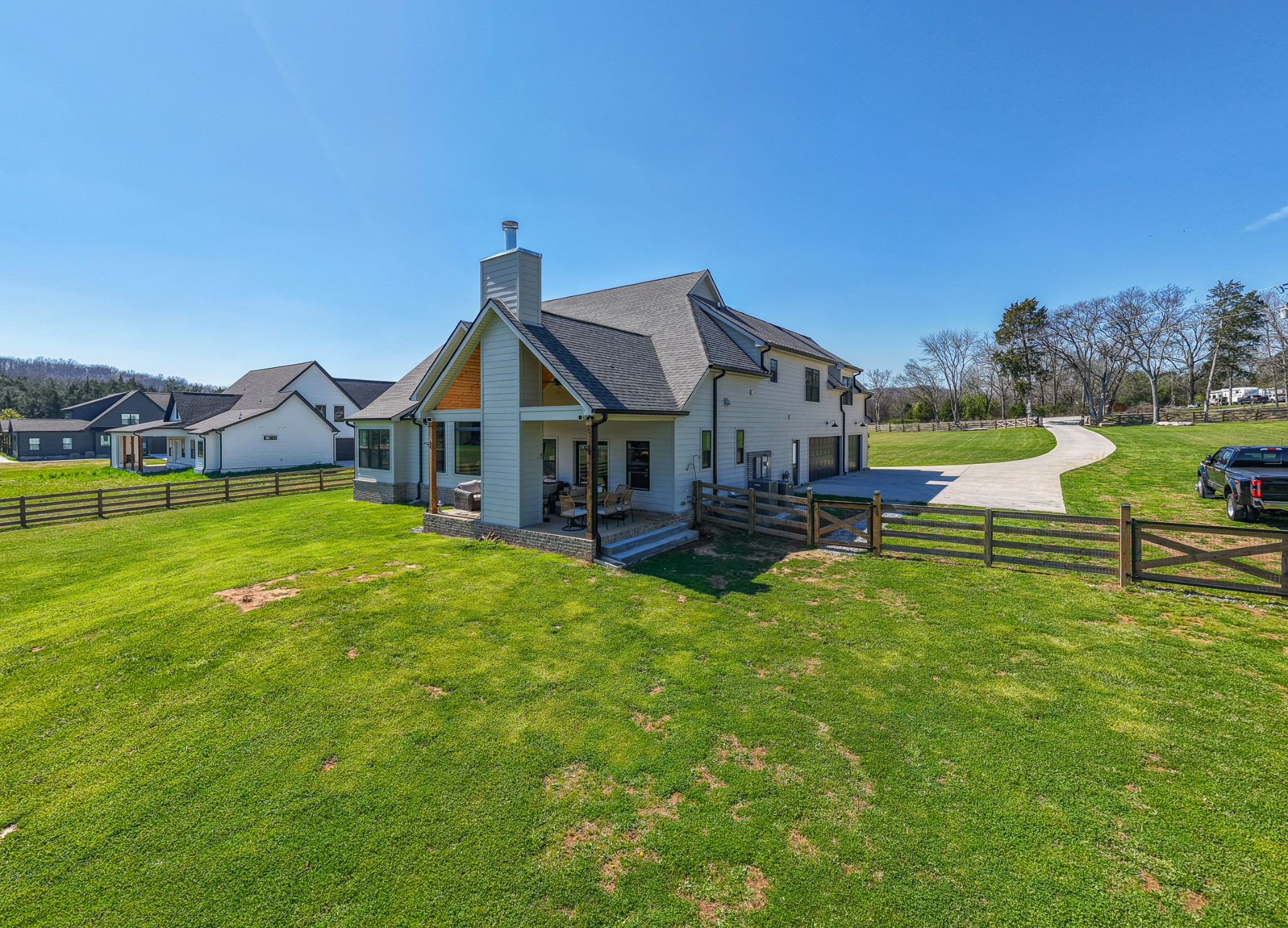 4110 Chicken Rd