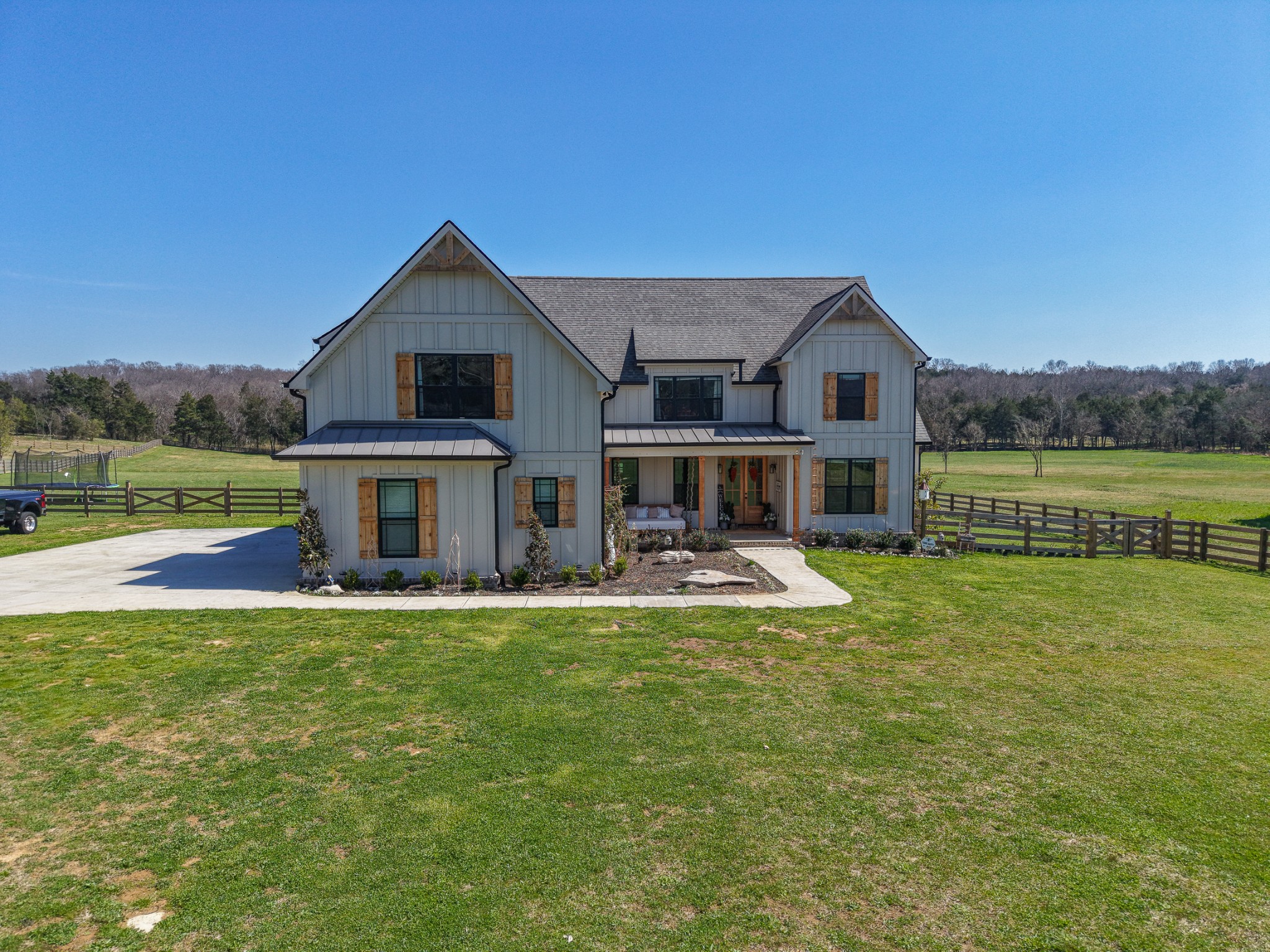 4110 Chicken Rd
