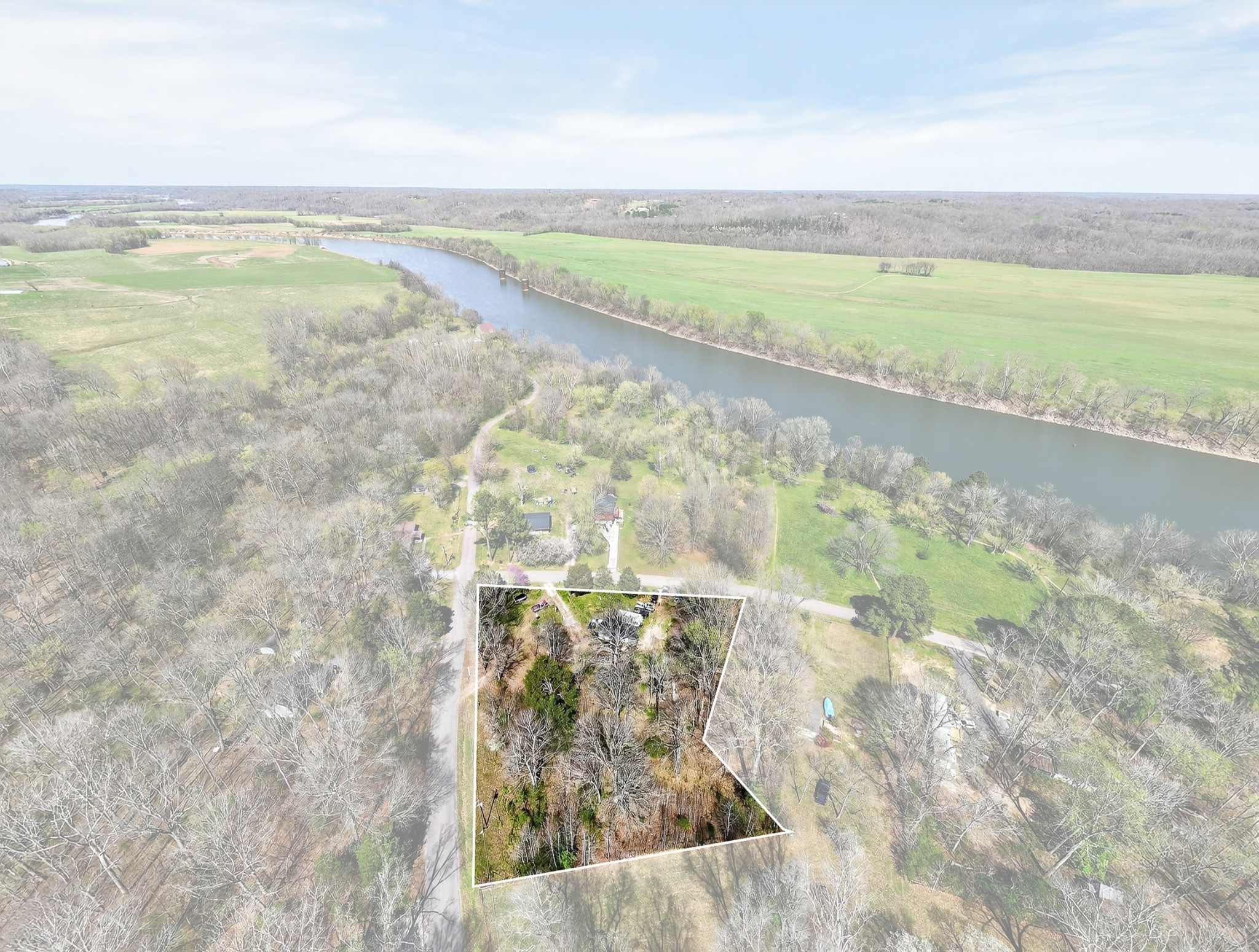 1200 Bloom Landing Rd