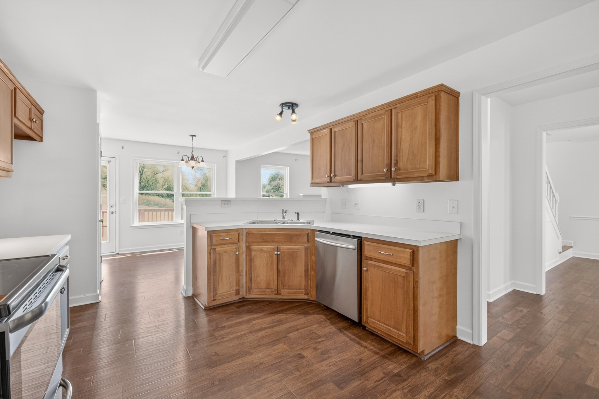 1329 Branchside Ct