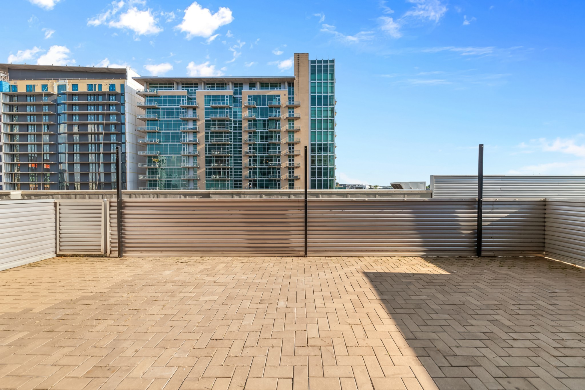 600 12th Ave, S Unit: 902