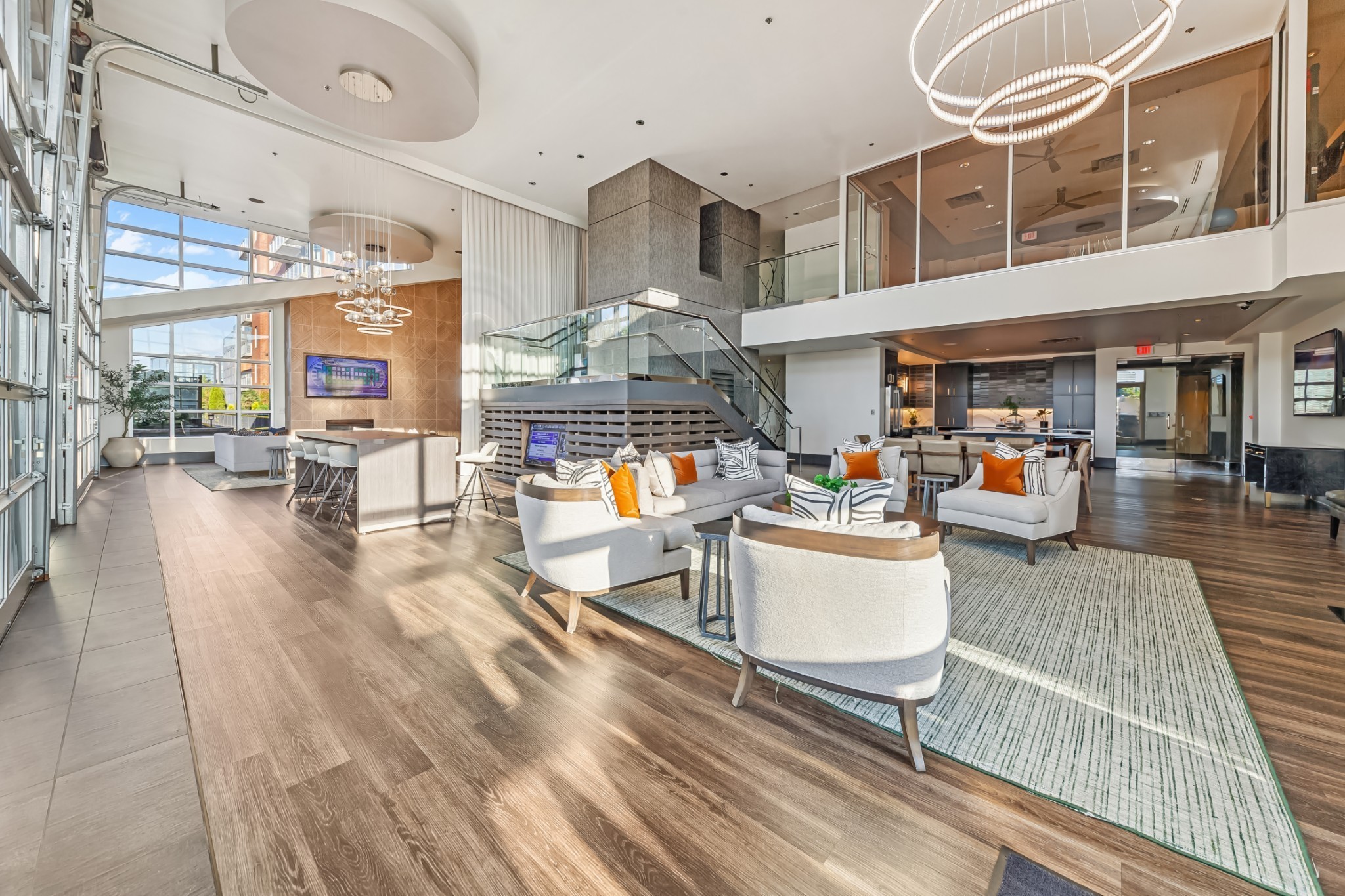 600 12th Ave, S Unit: 902