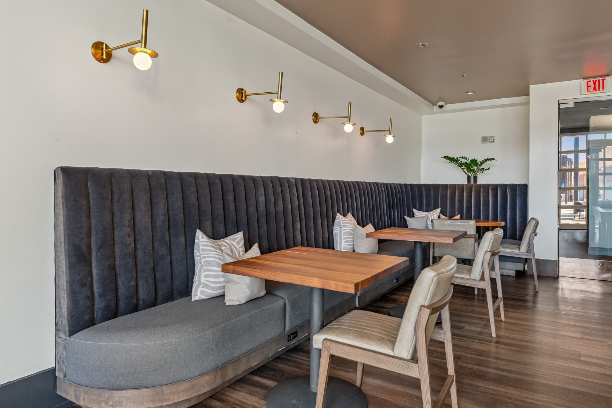 600 12th Ave, S Unit: 902