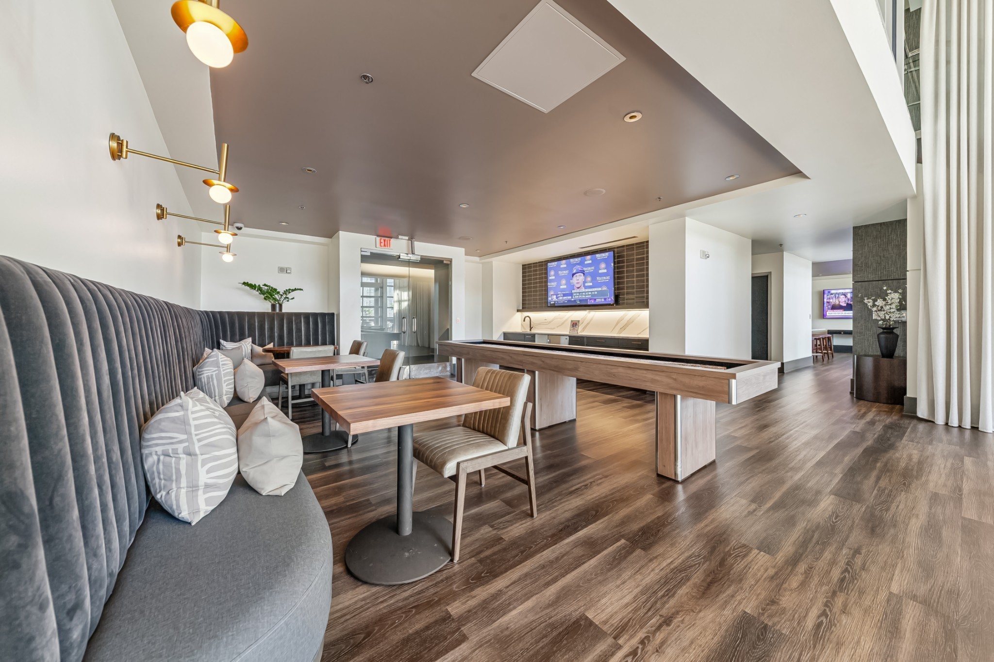 600 12th Ave, S Unit: 902