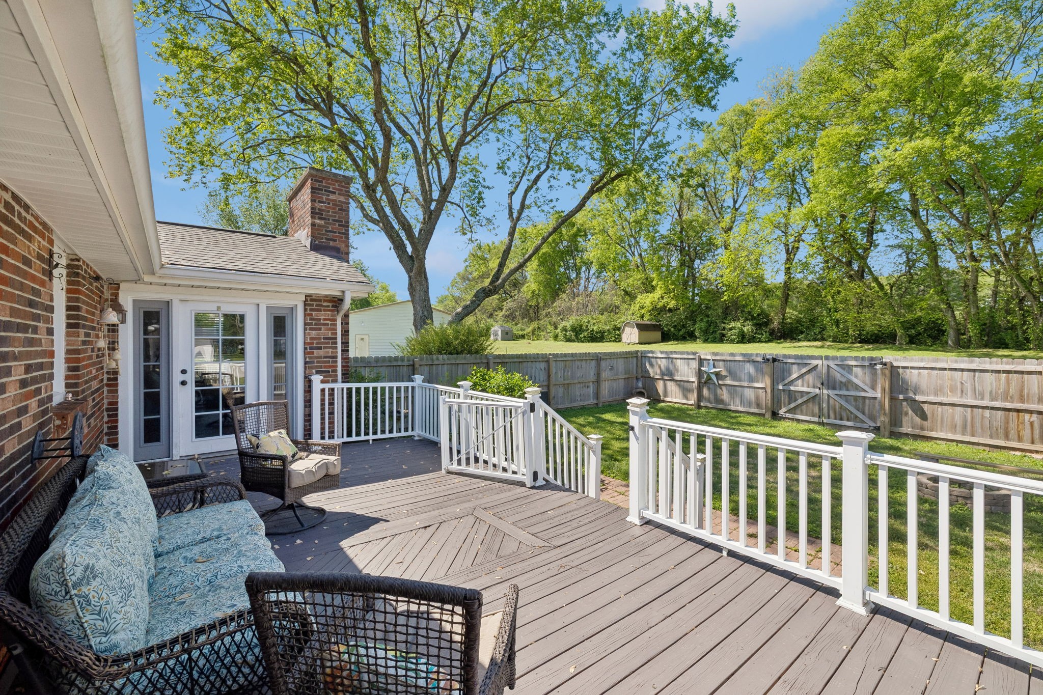 1002 Shannon Ln