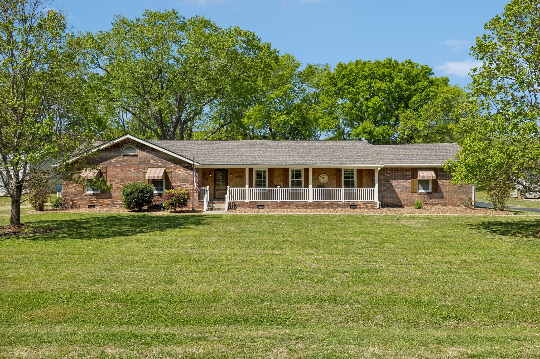 1002 Shannon Ln