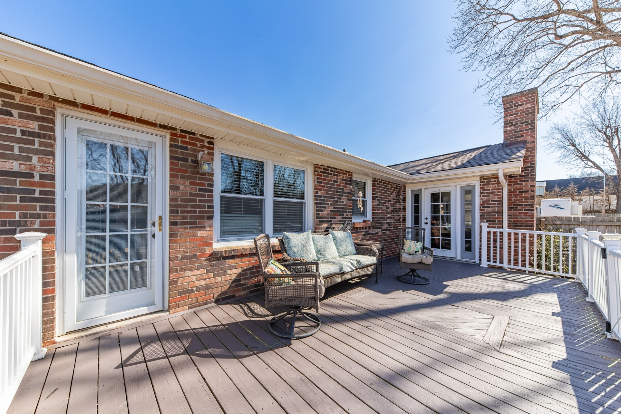 1002 Shannon Ln