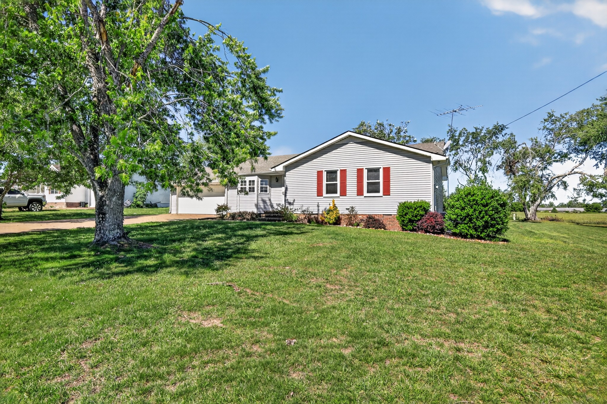 630 Edgefield Dr