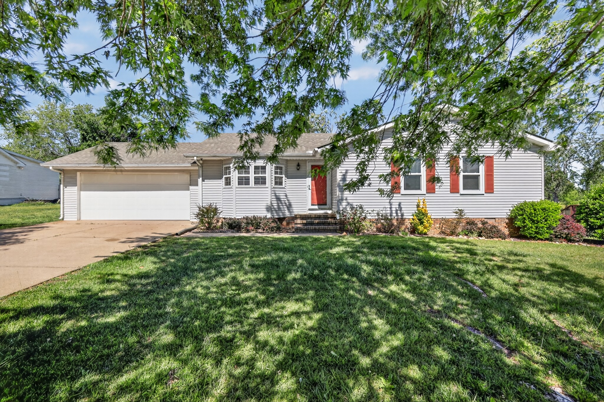 630 Edgefield Dr