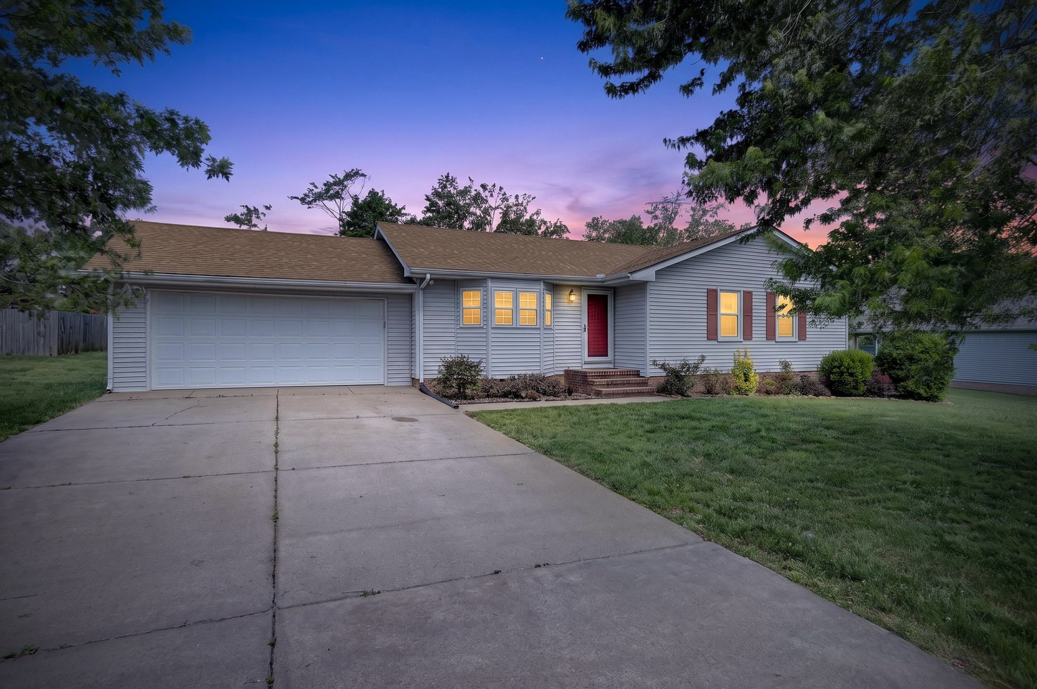 630 Edgefield Dr