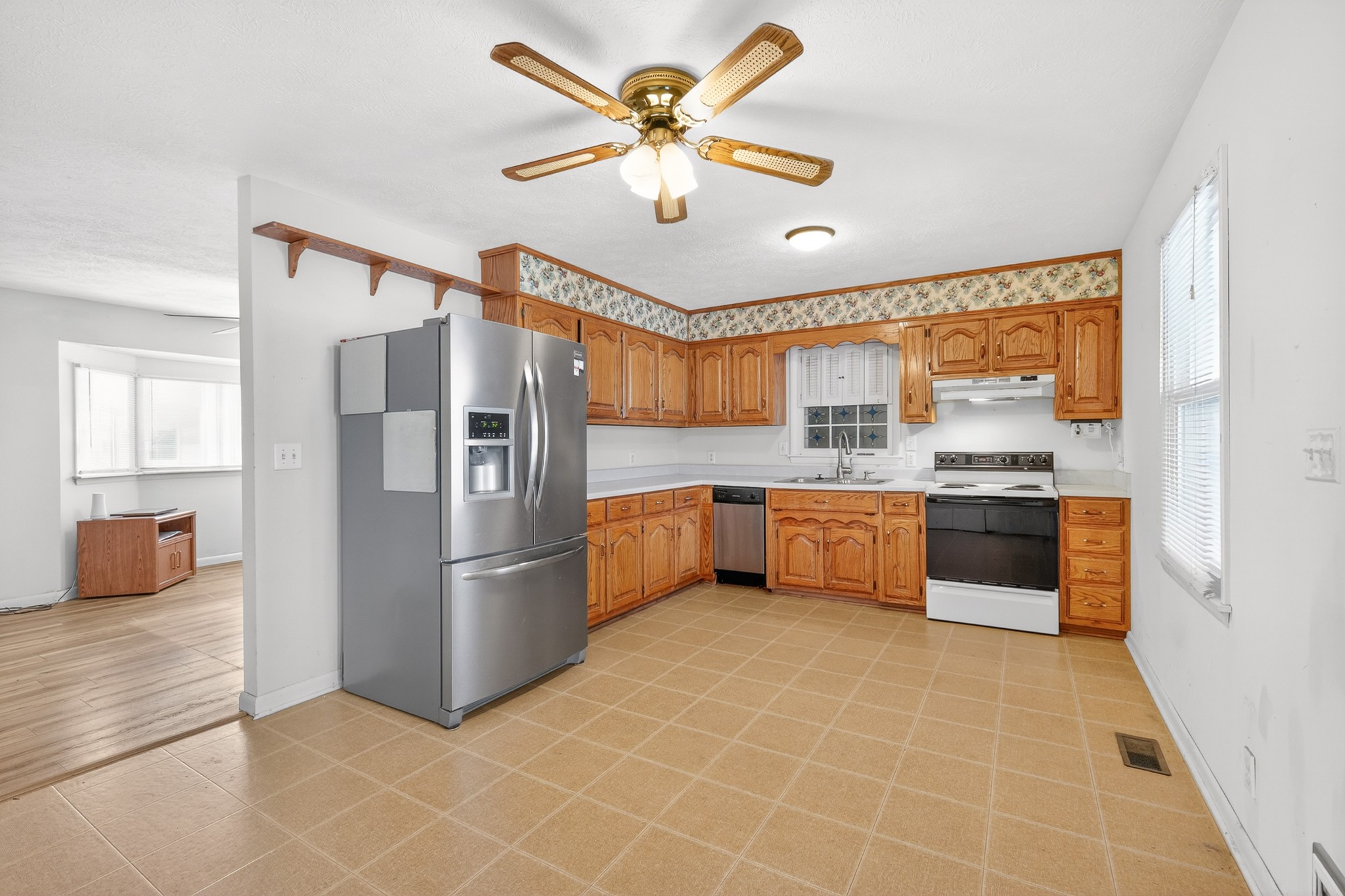 630 Edgefield Dr