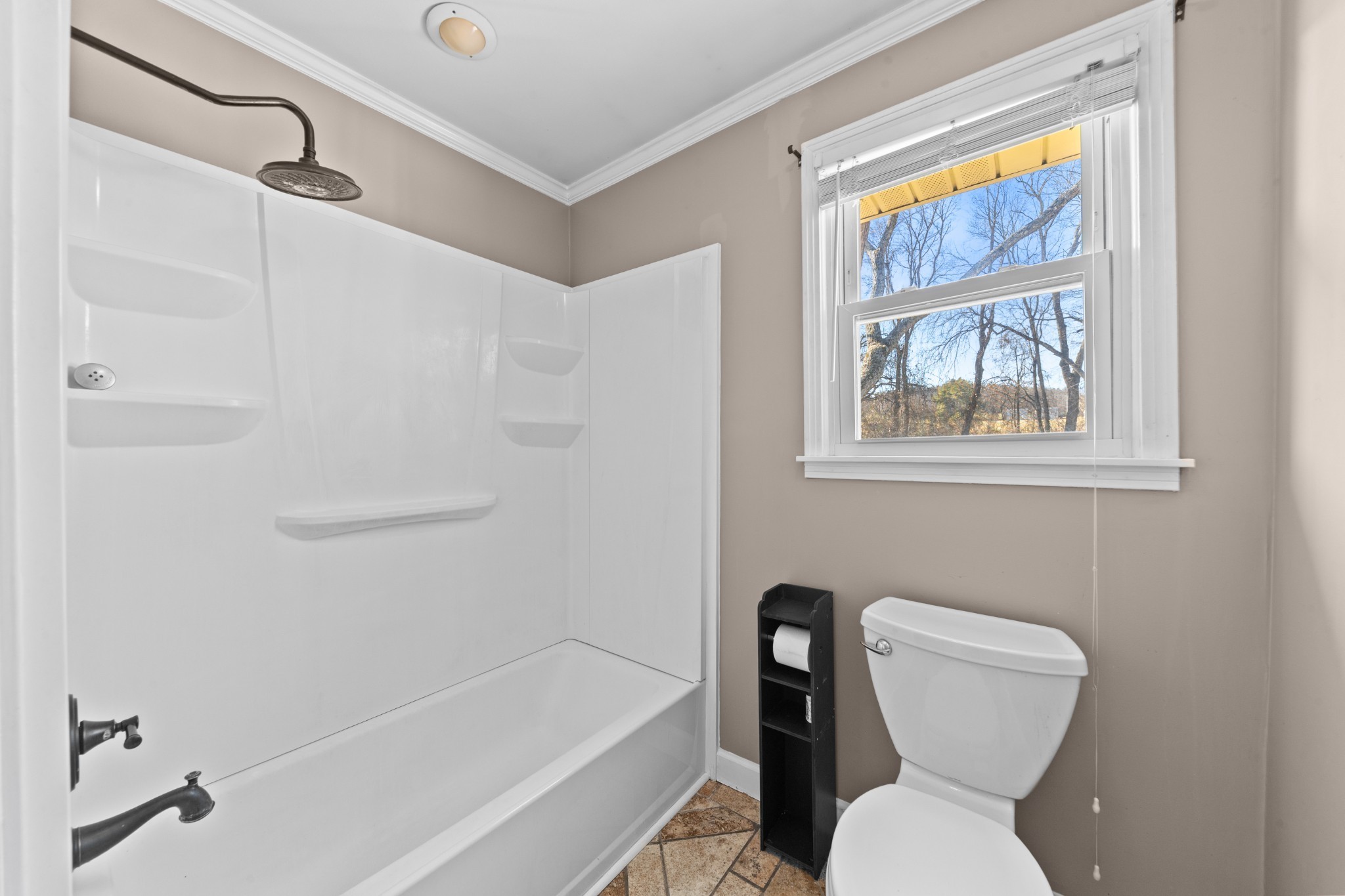 1002 Shannon Ln