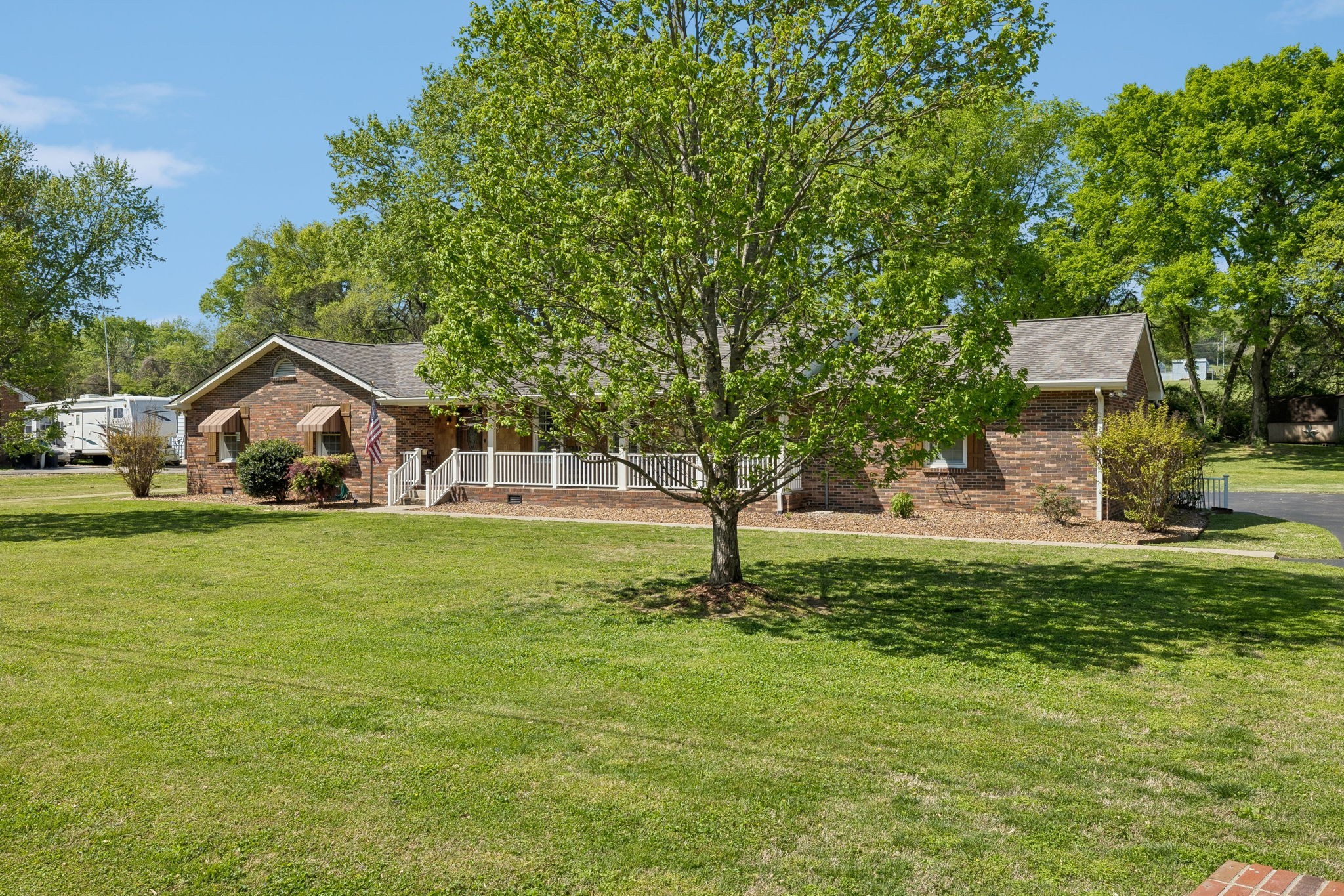 1002 Shannon Ln