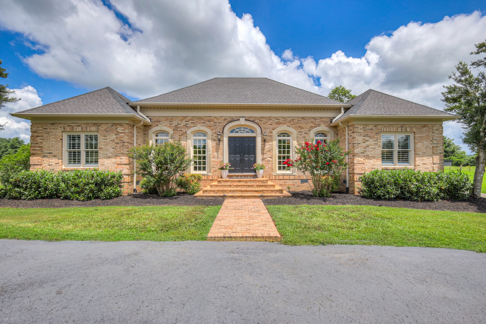 1110 Sequoya Trl