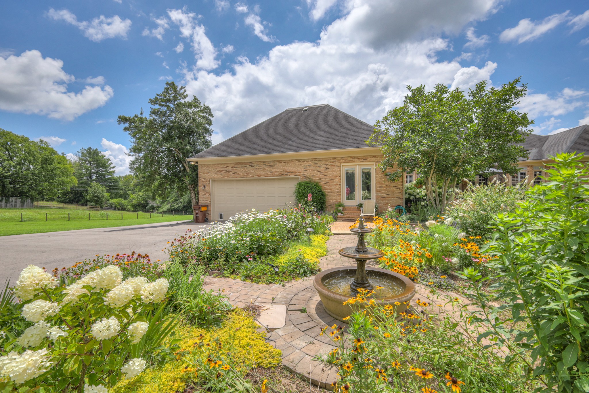 1110 Sequoya Trl