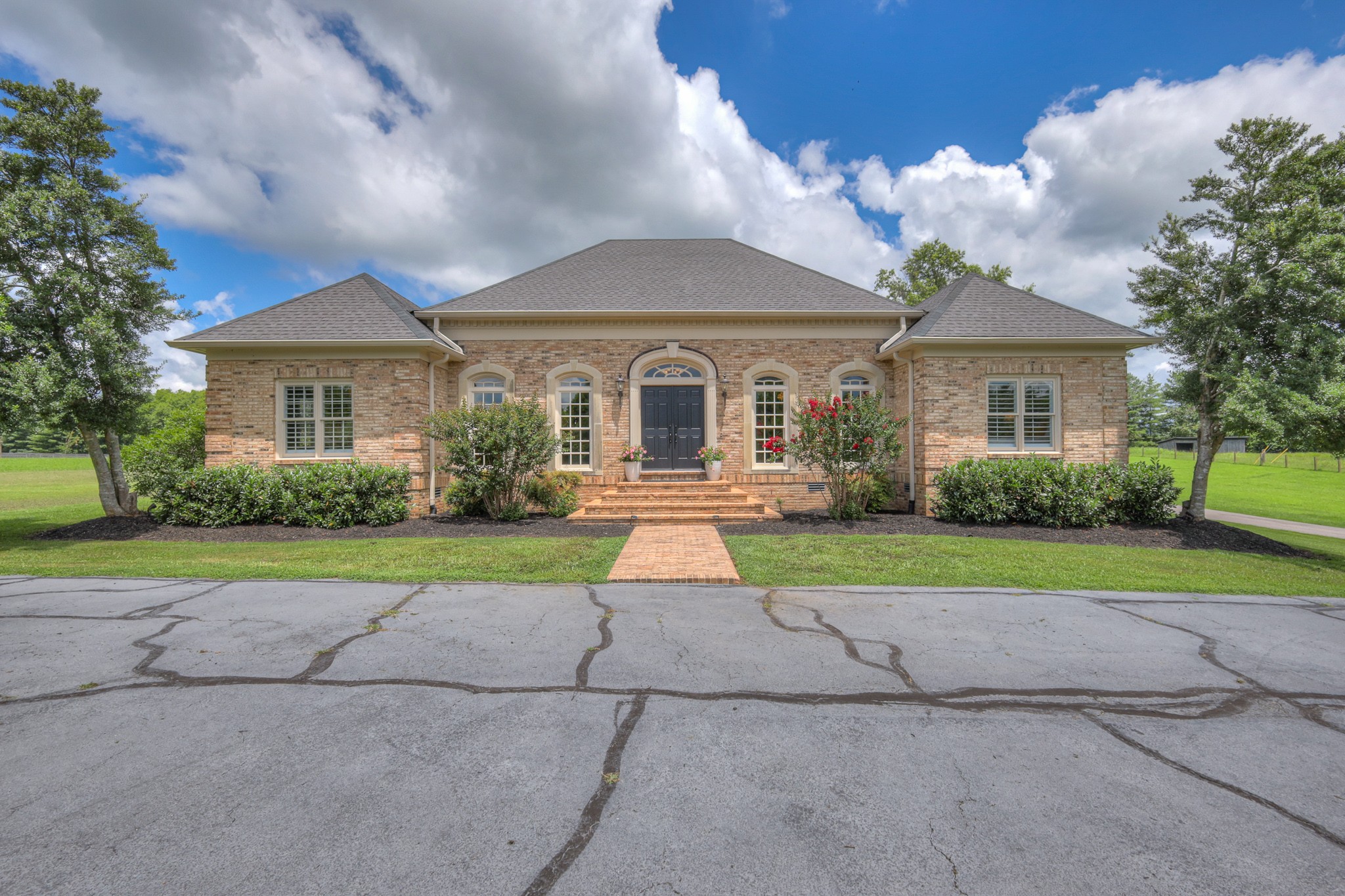 1110 Sequoya Trl