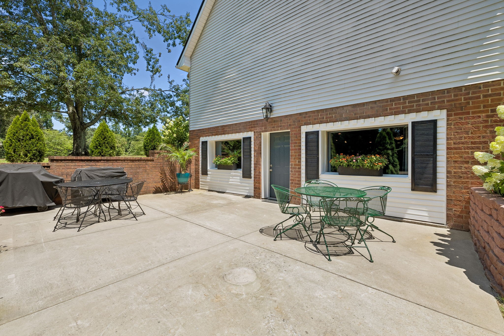 7211 Grammar Dr