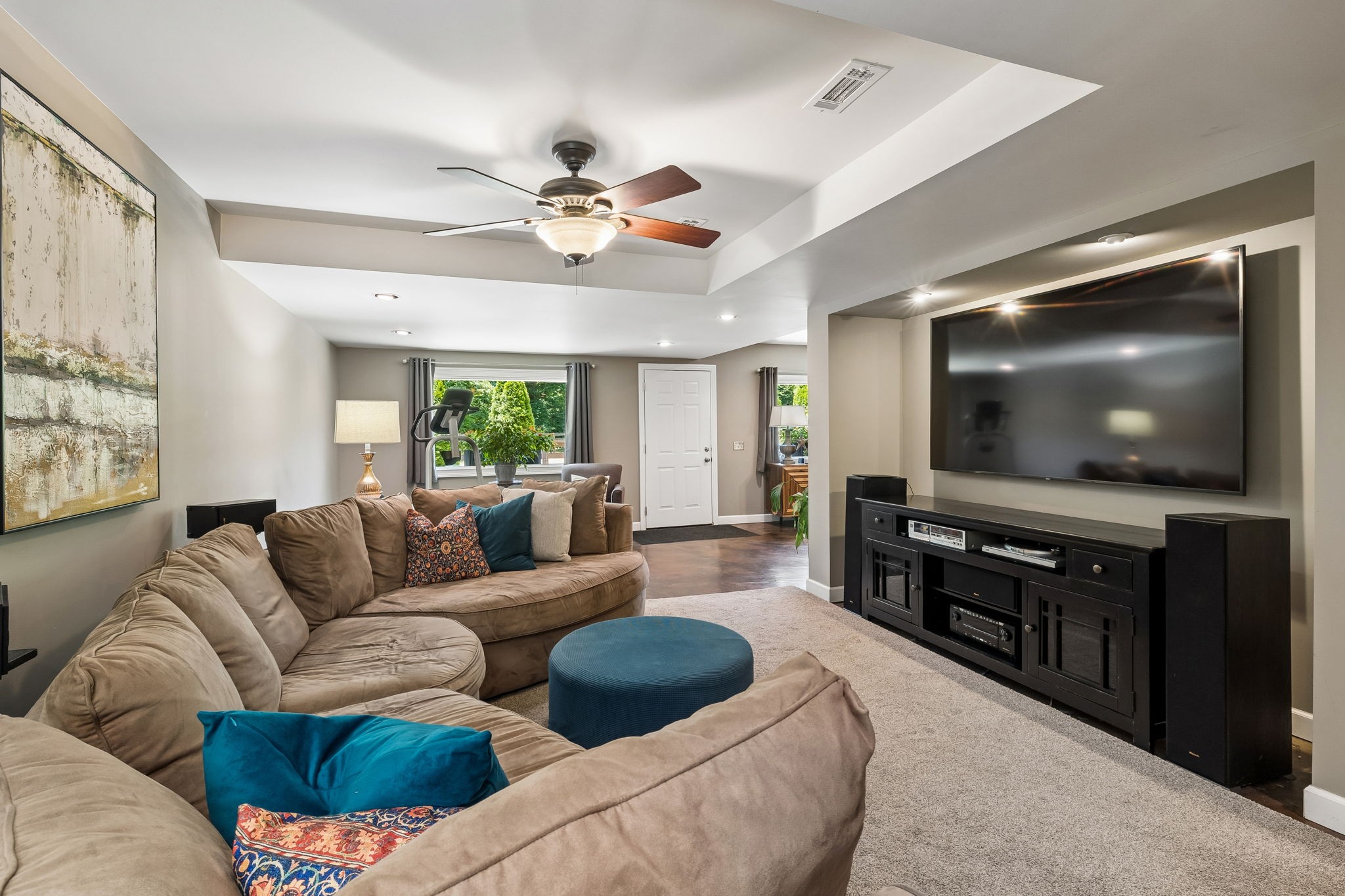 7211 Grammar Dr