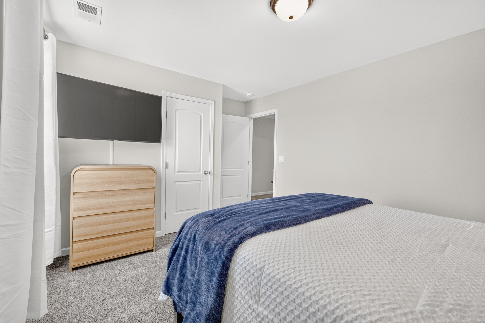 921 Holgate Ct