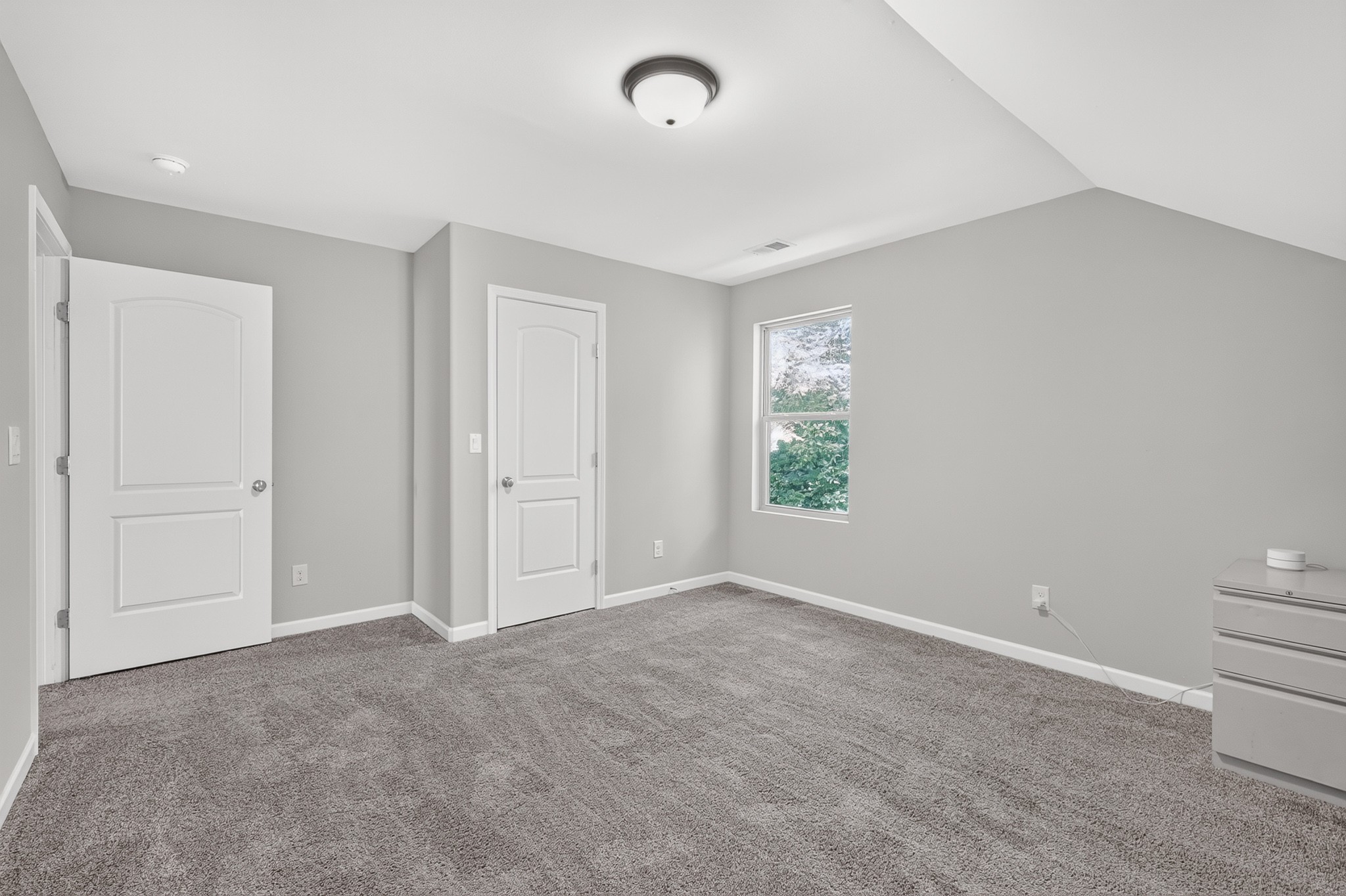 921 Holgate Ct