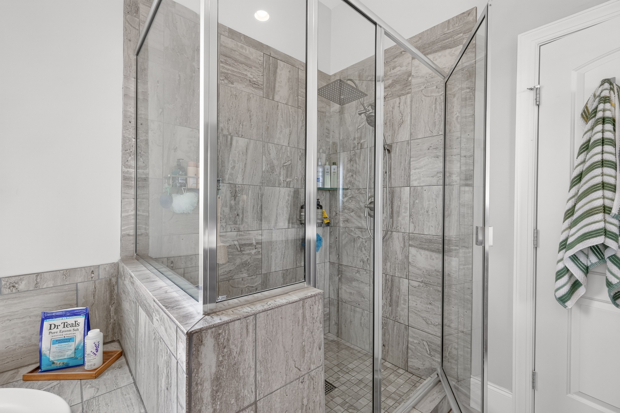 921 Holgate Ct