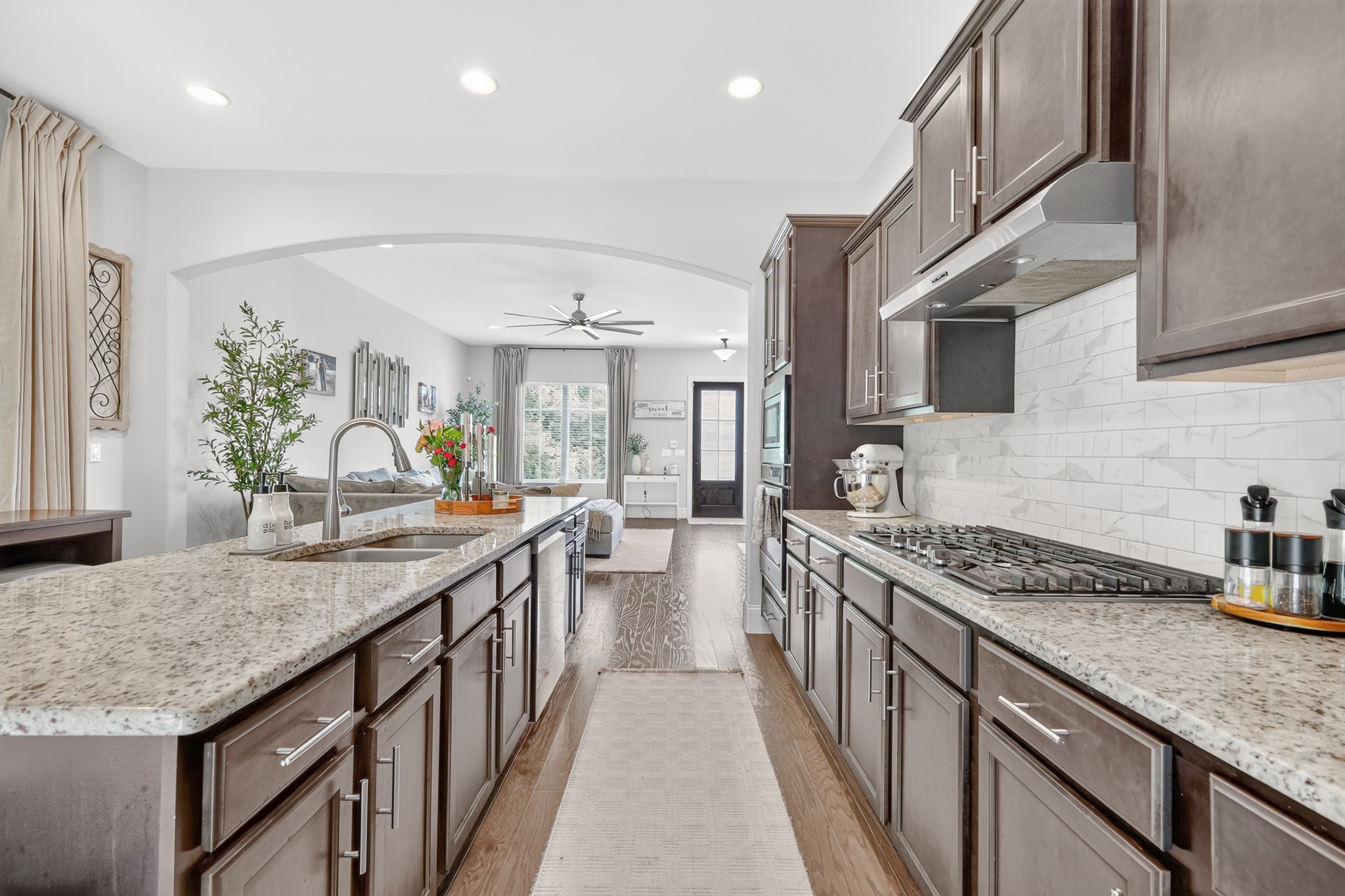 921 Holgate Ct