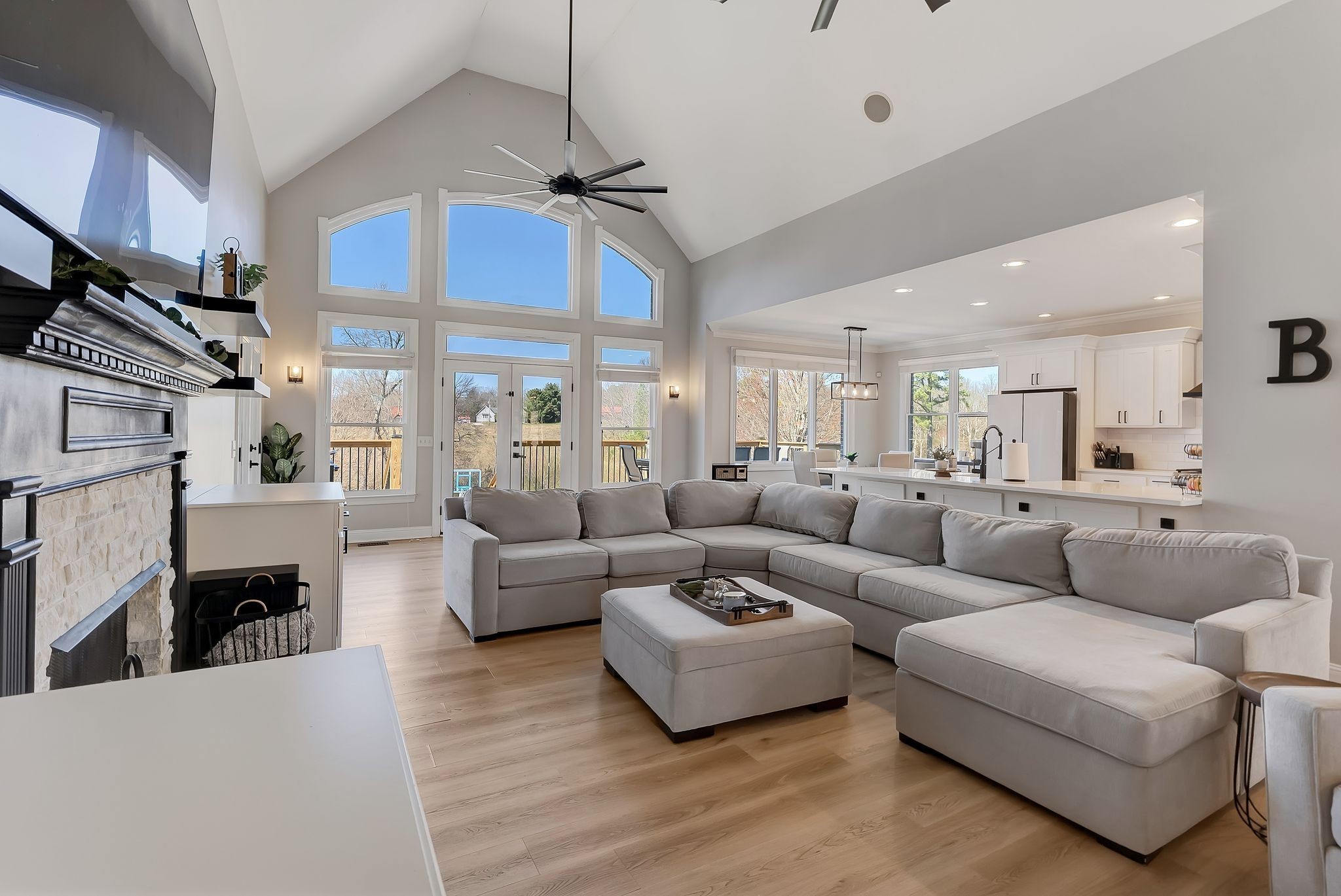 524 Country Club Dr