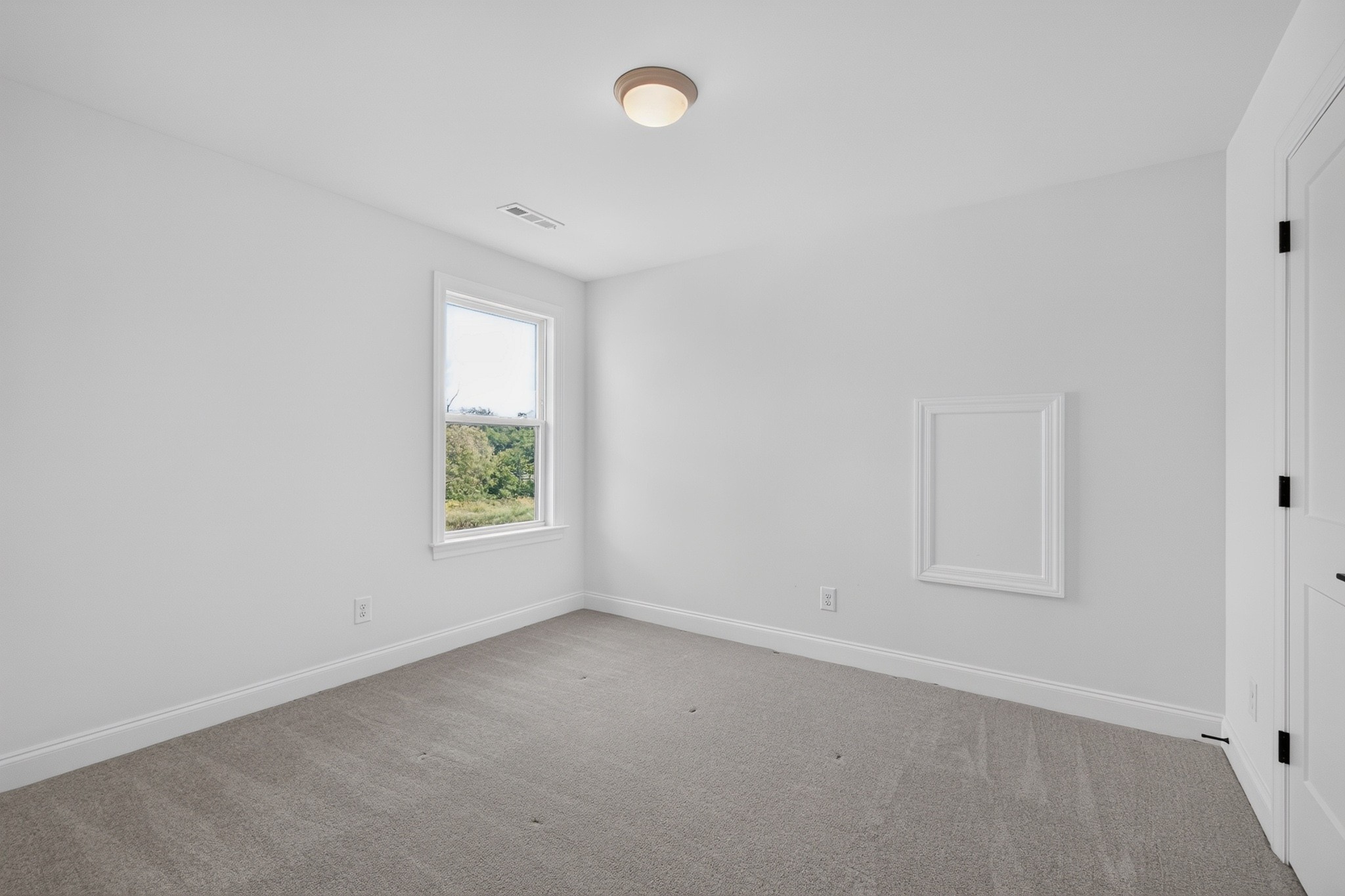 3384 Sarah Bee Ln