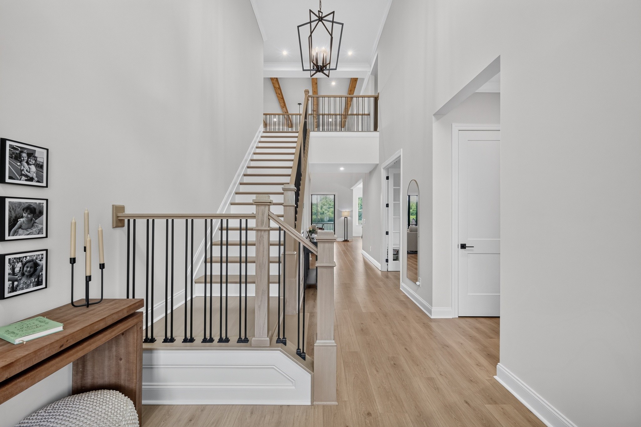 3384 Sarah Bee Ln