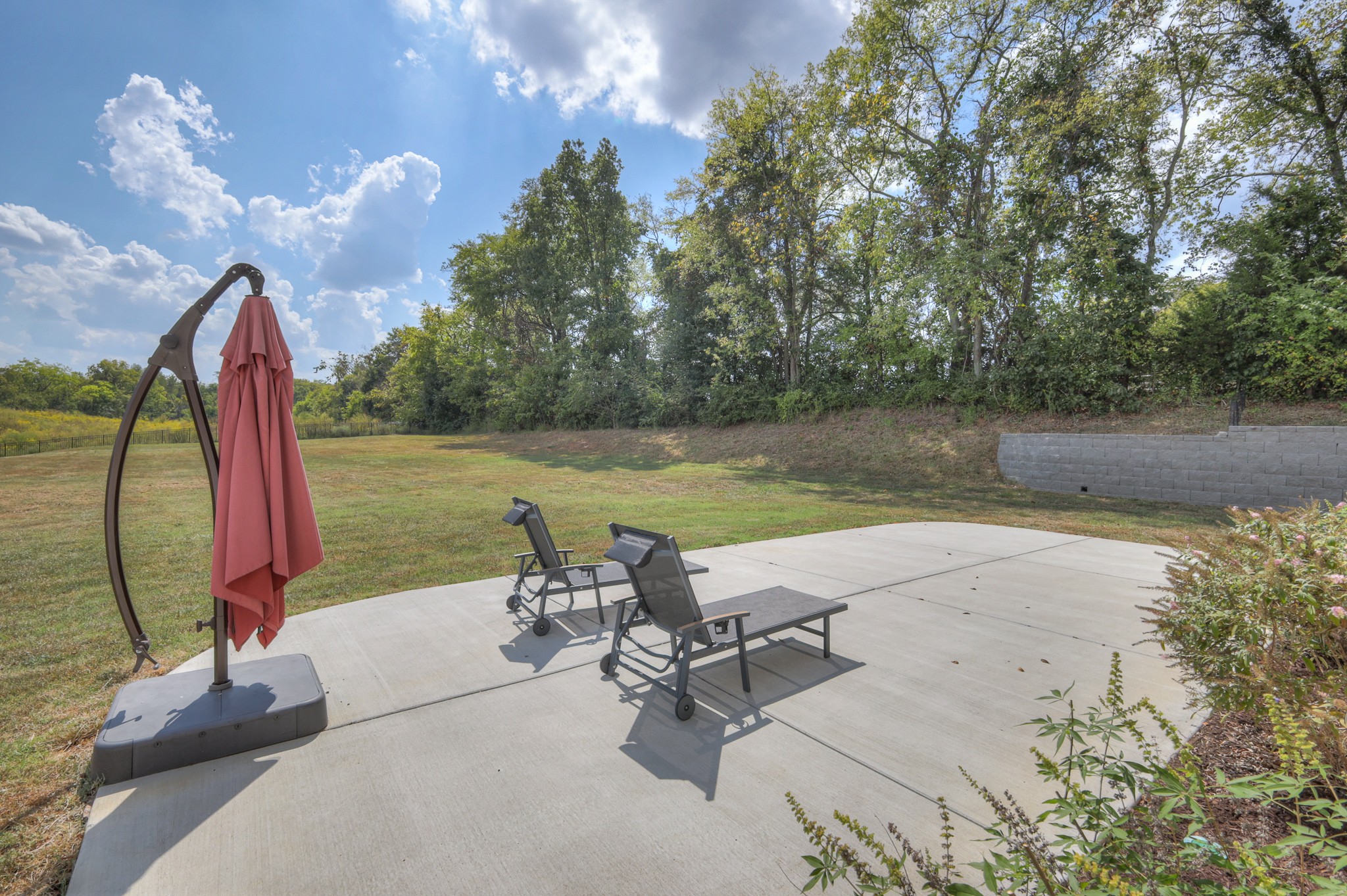 3384 Sarah Bee Ln