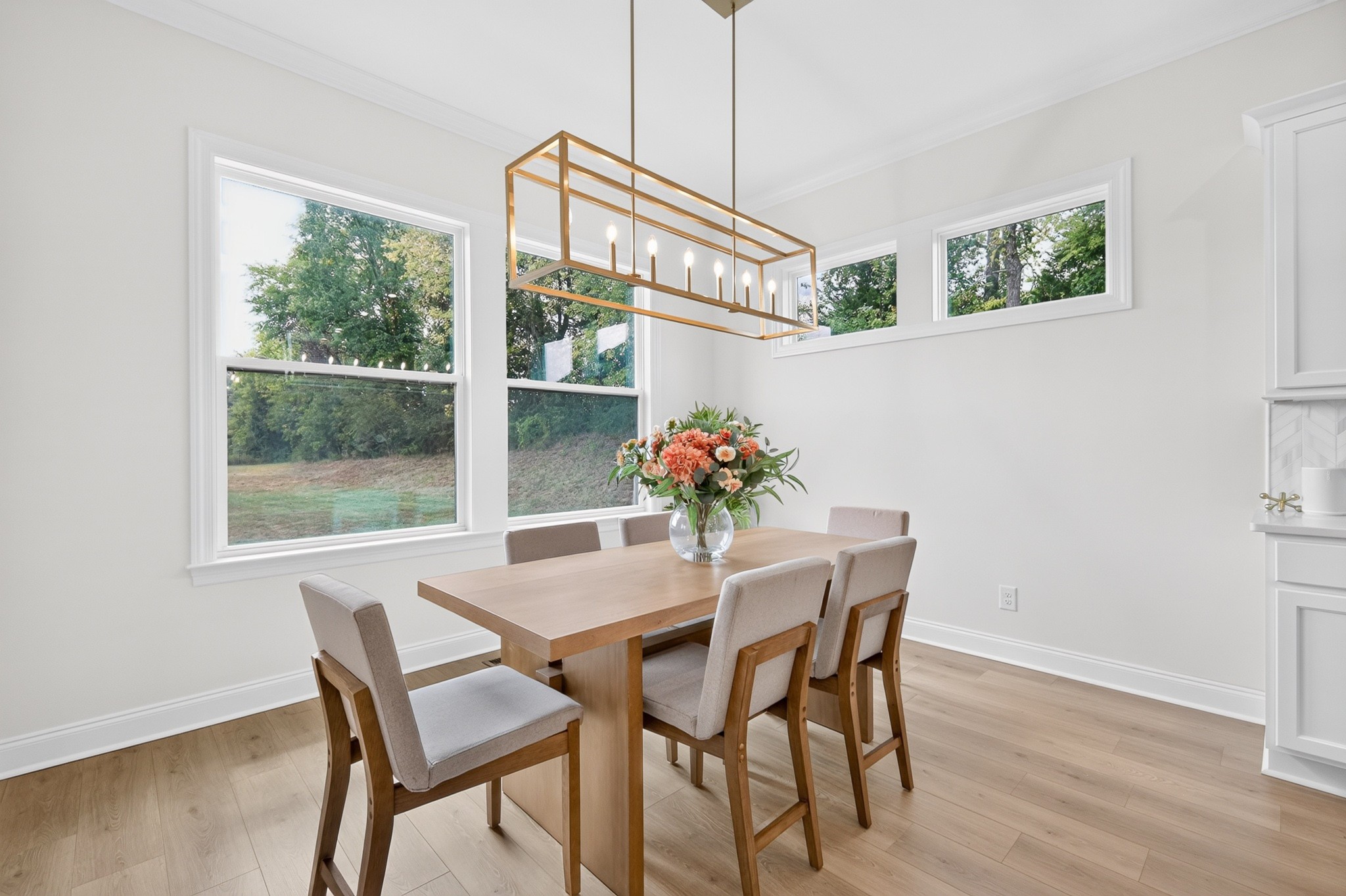 3384 Sarah Bee Ln