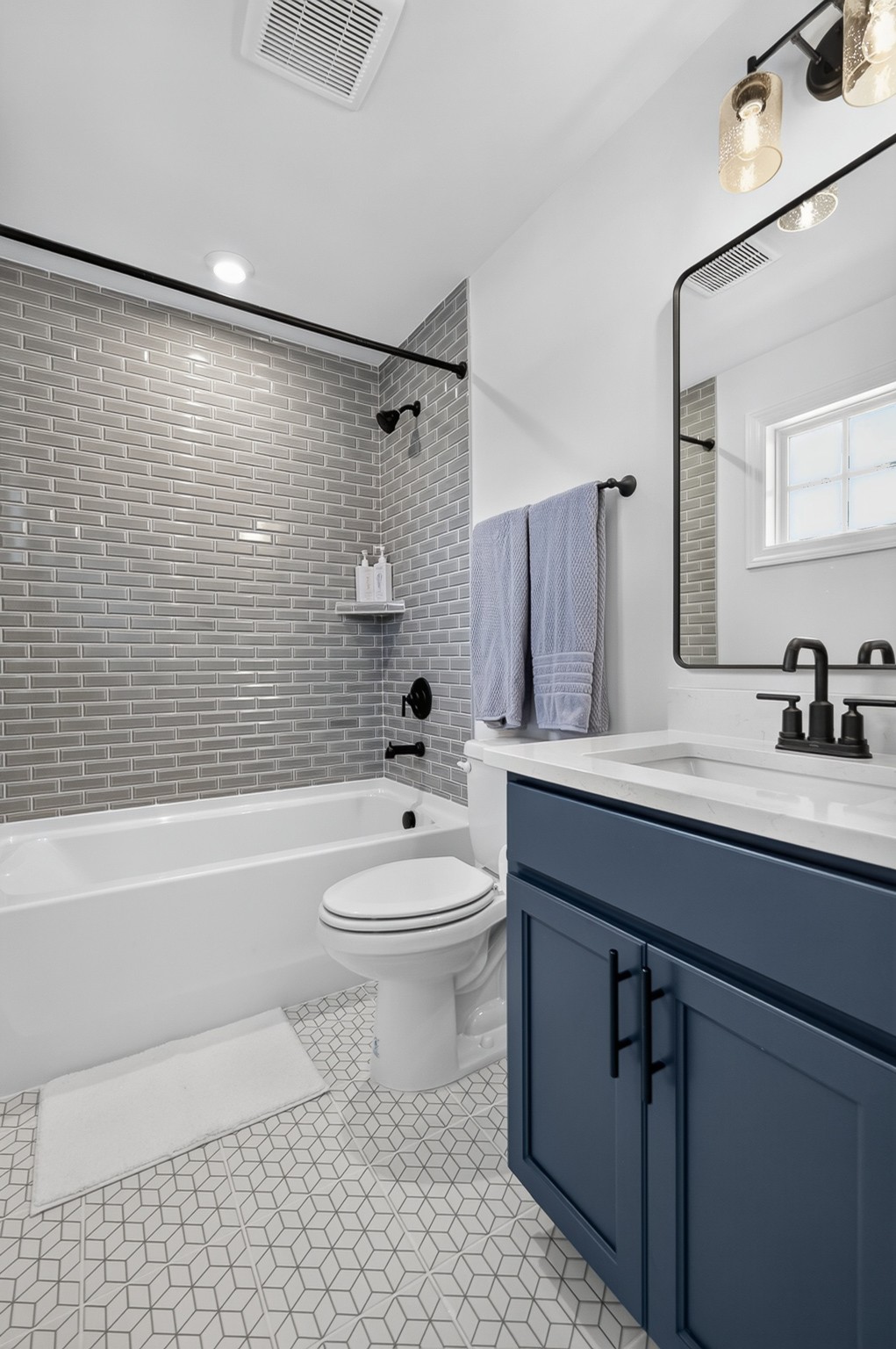 3384 Sarah Bee Ln