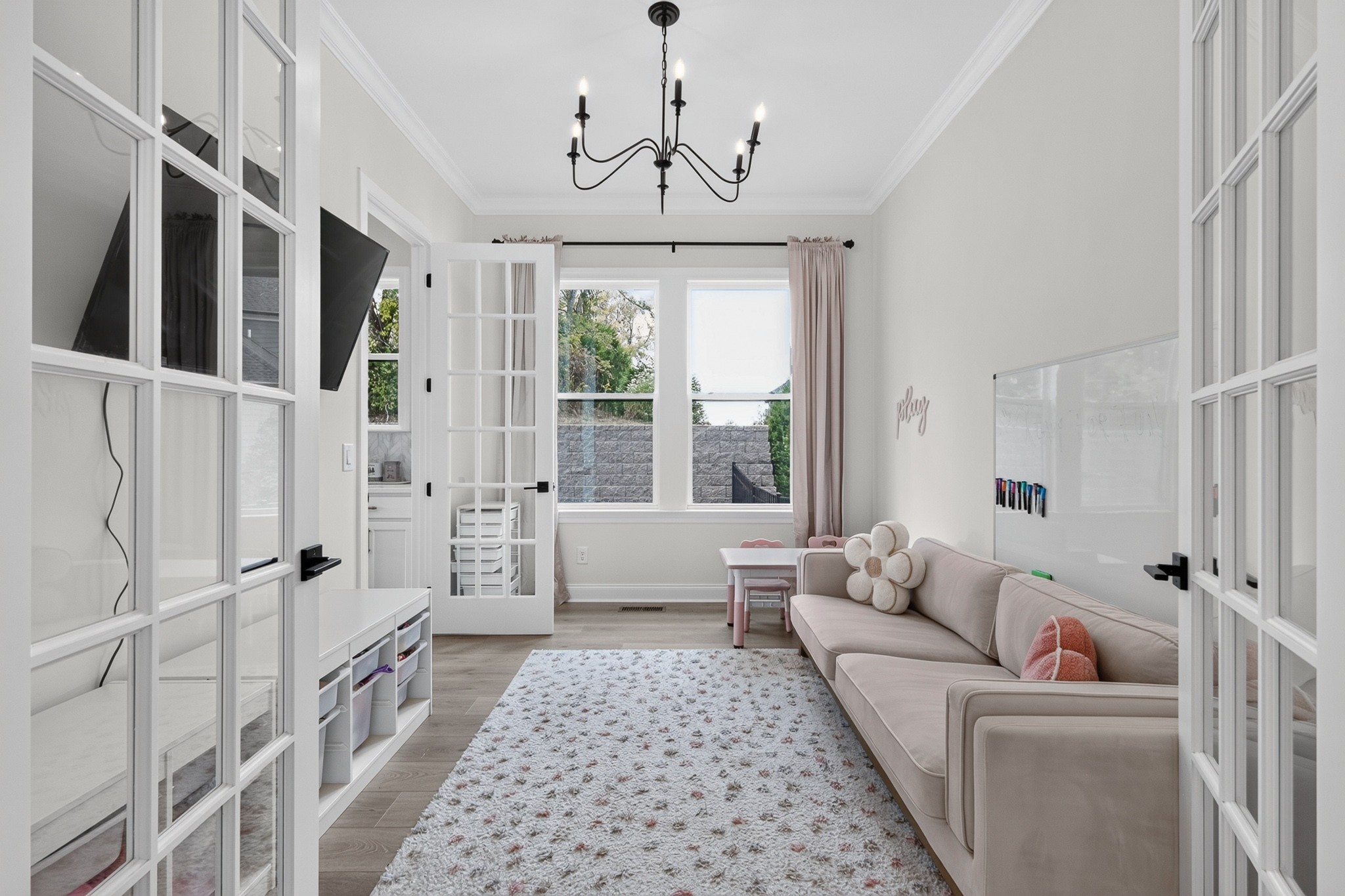 3384 Sarah Bee Ln
