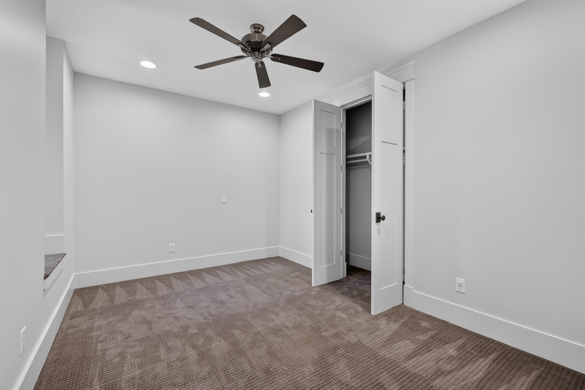 1483 Boardwalk Pl