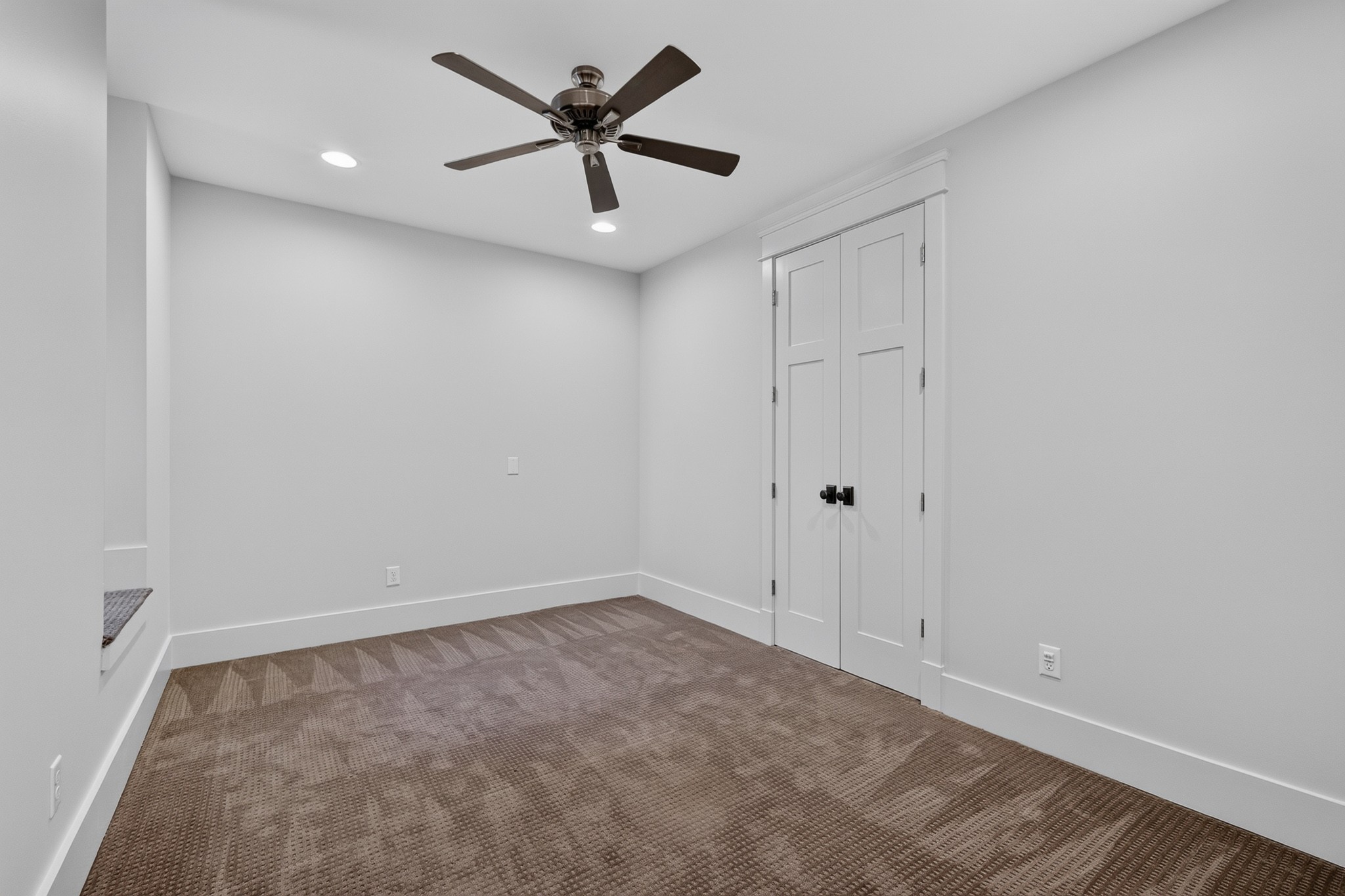1483 Boardwalk Pl