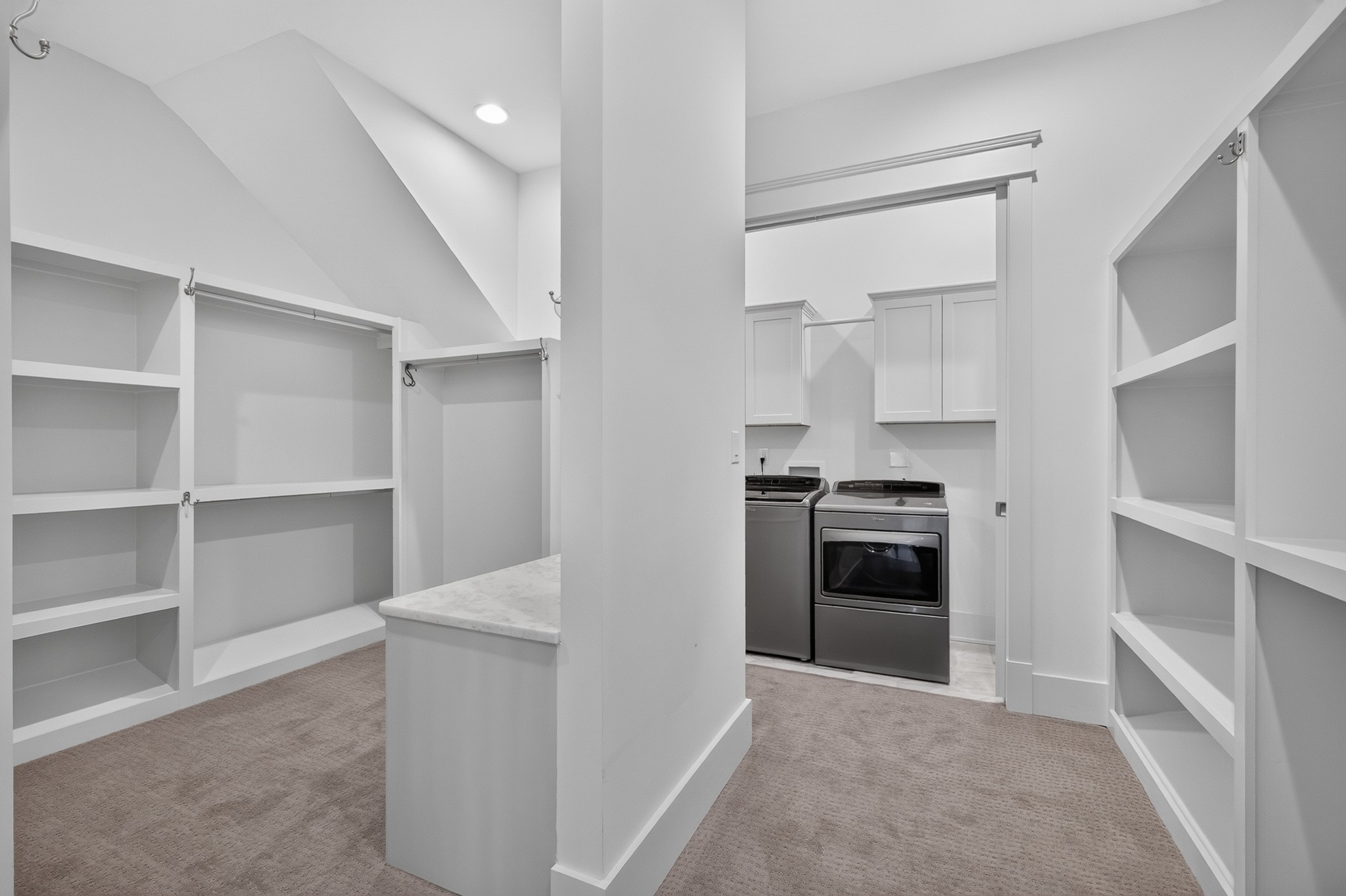 1483 Boardwalk Pl