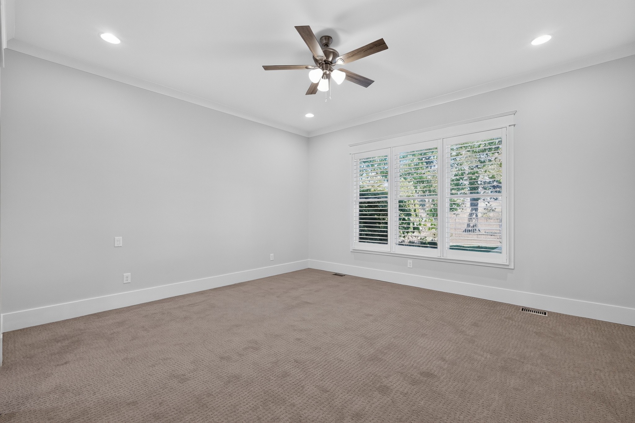 1483 Boardwalk Pl
