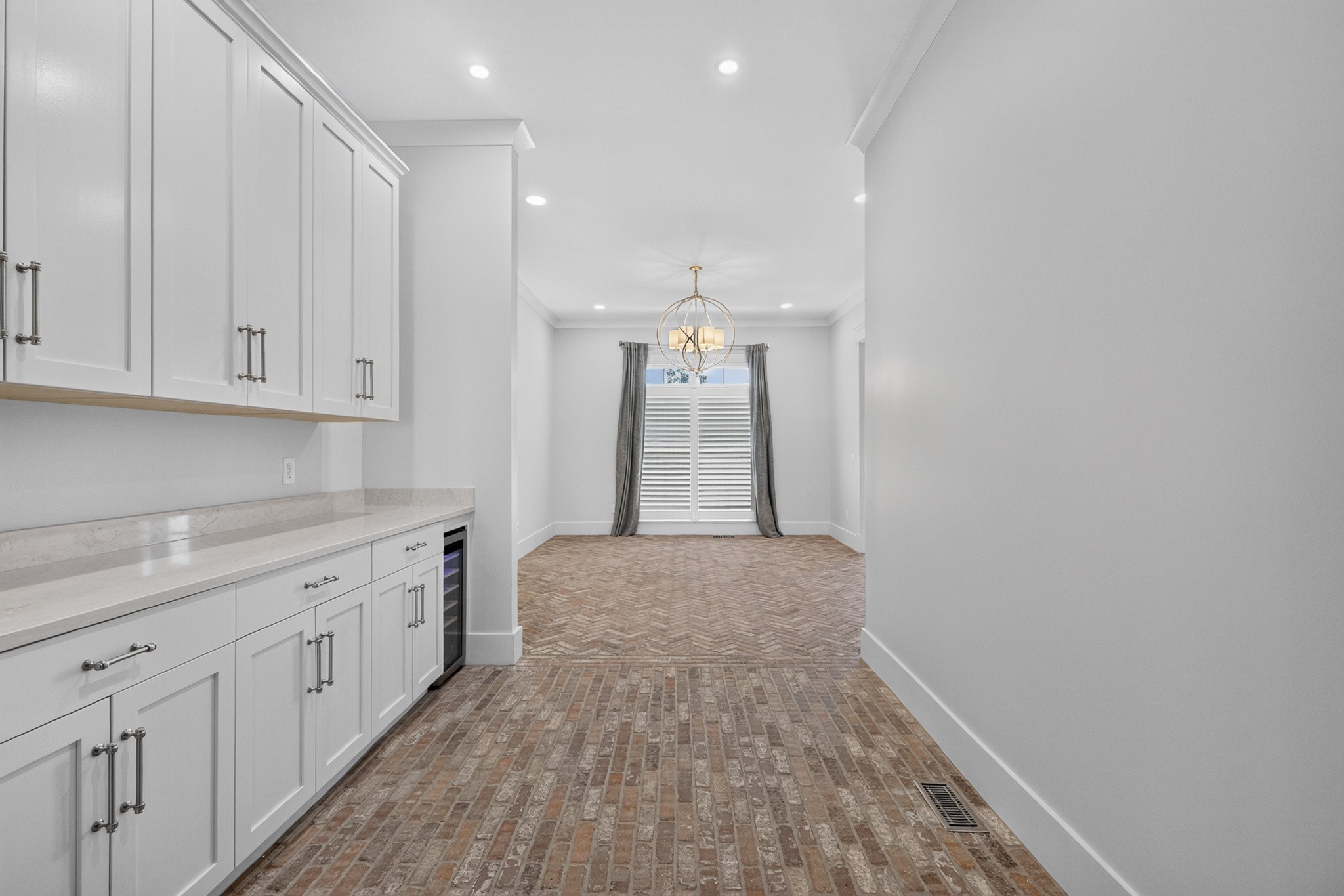 1483 Boardwalk Pl