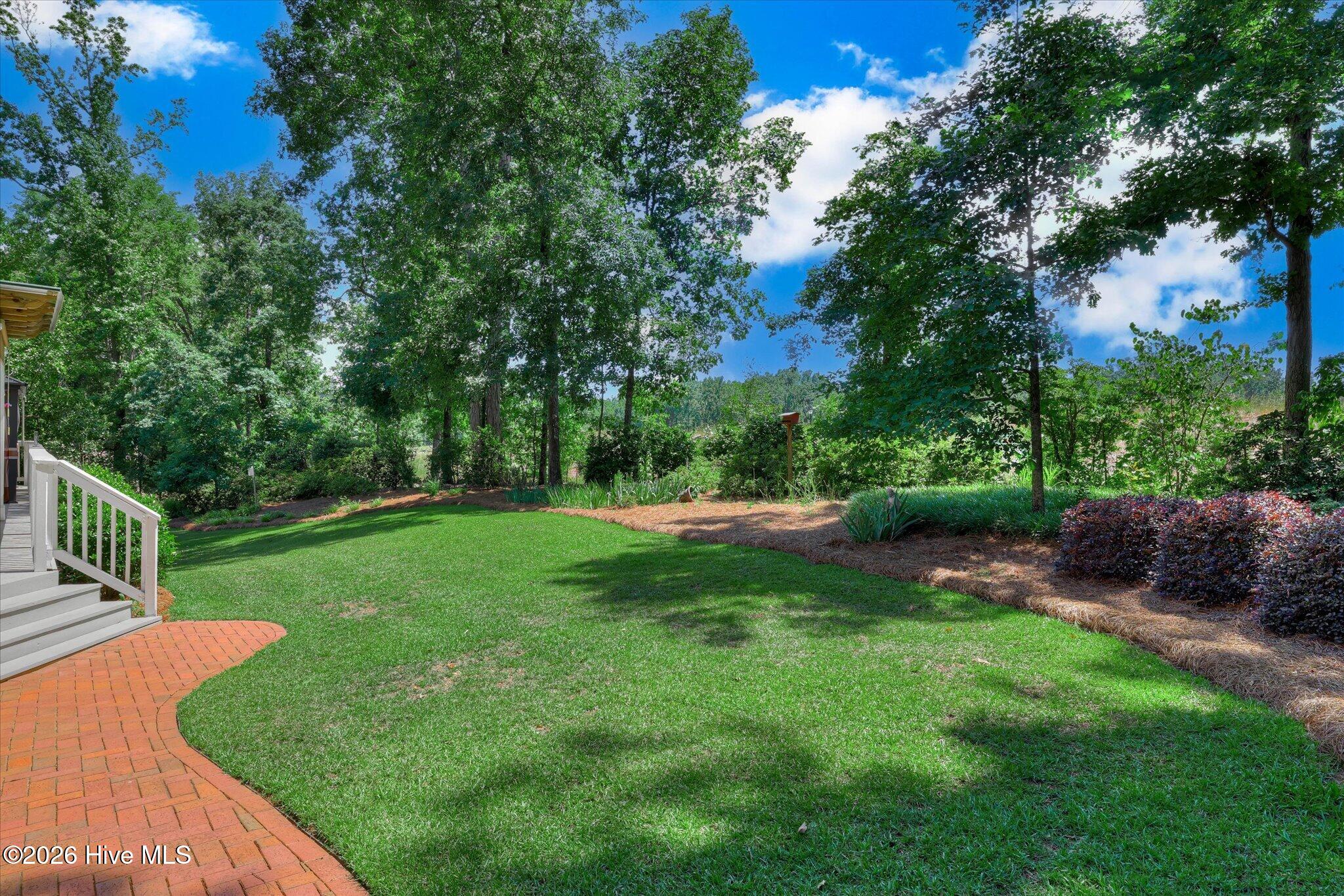 687 Whitewood Way