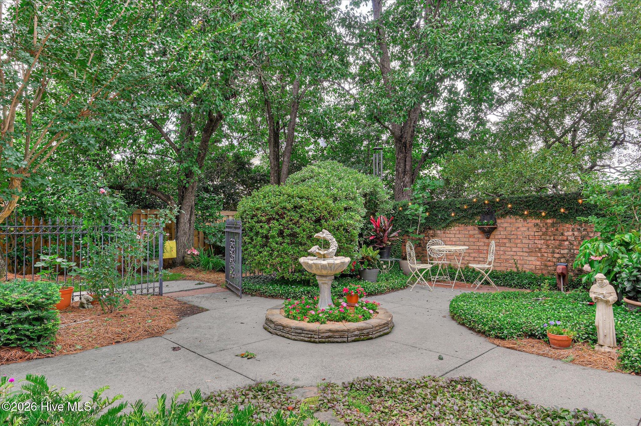 3654 Bay Drive