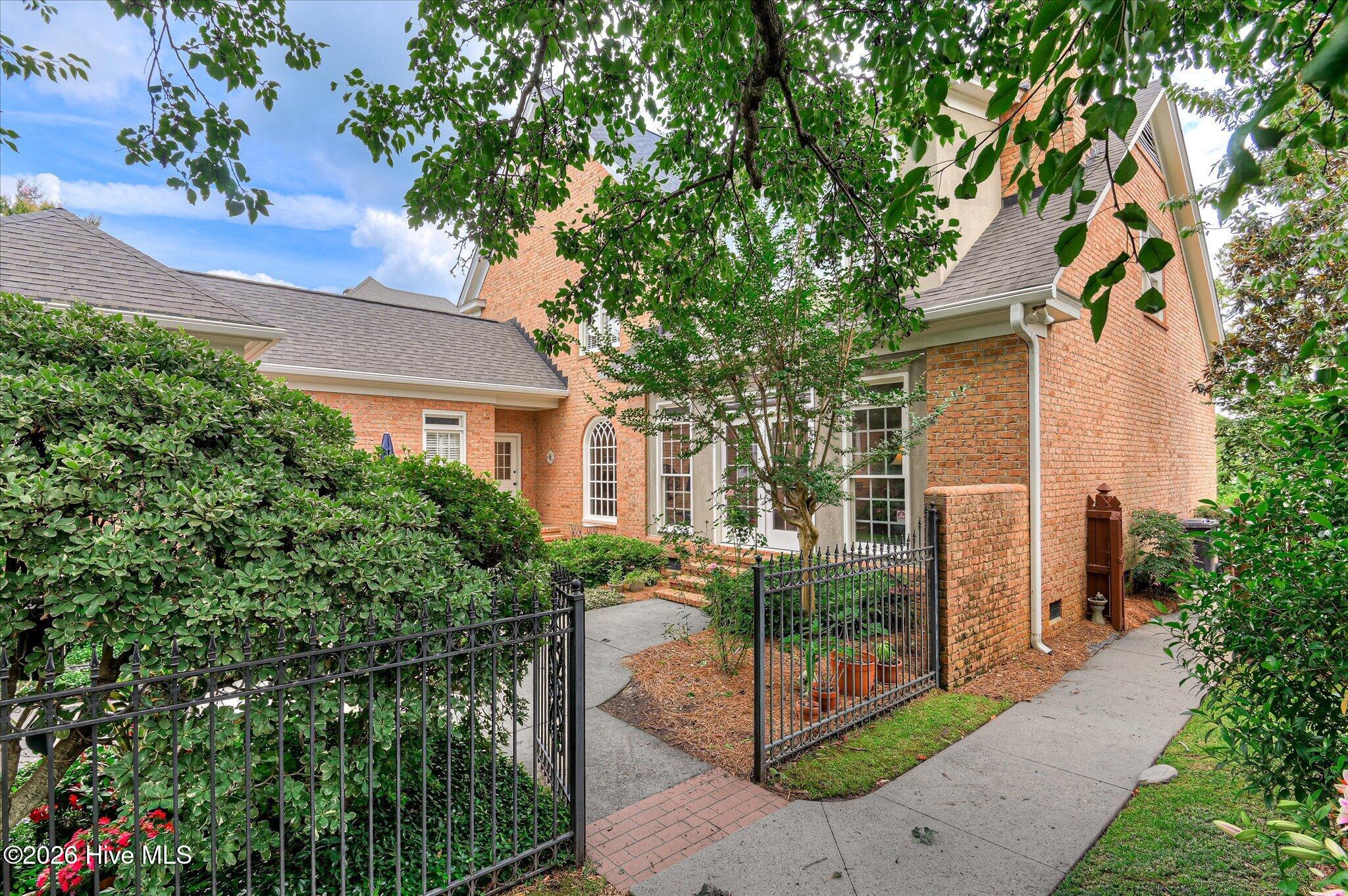 3654 Bay Drive