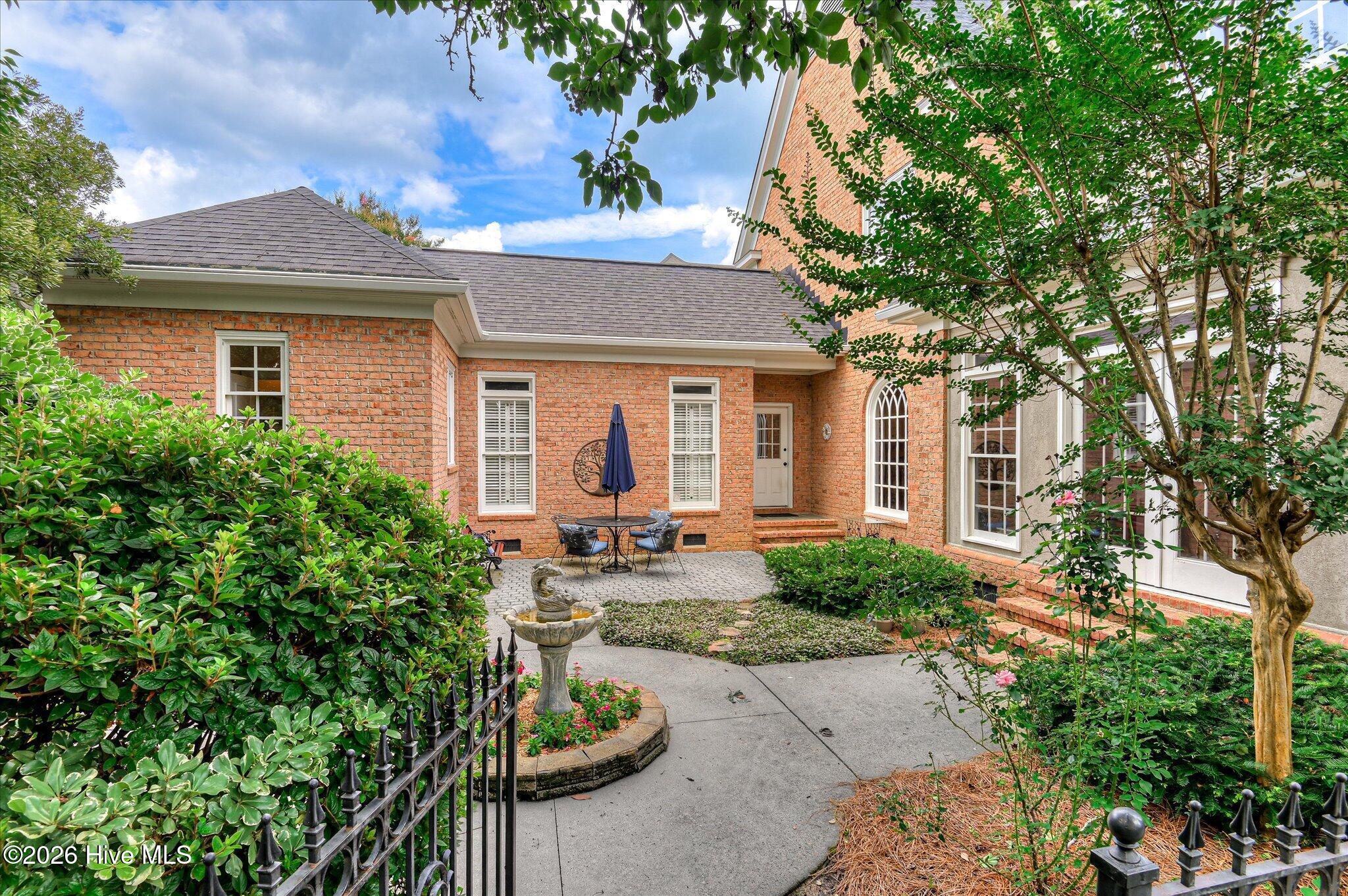 3654 Bay Drive