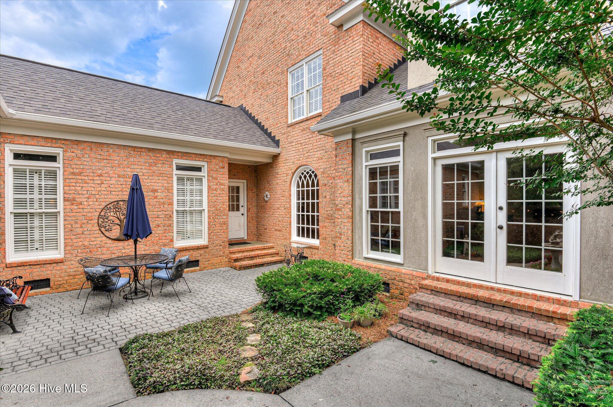 3654 Bay Drive