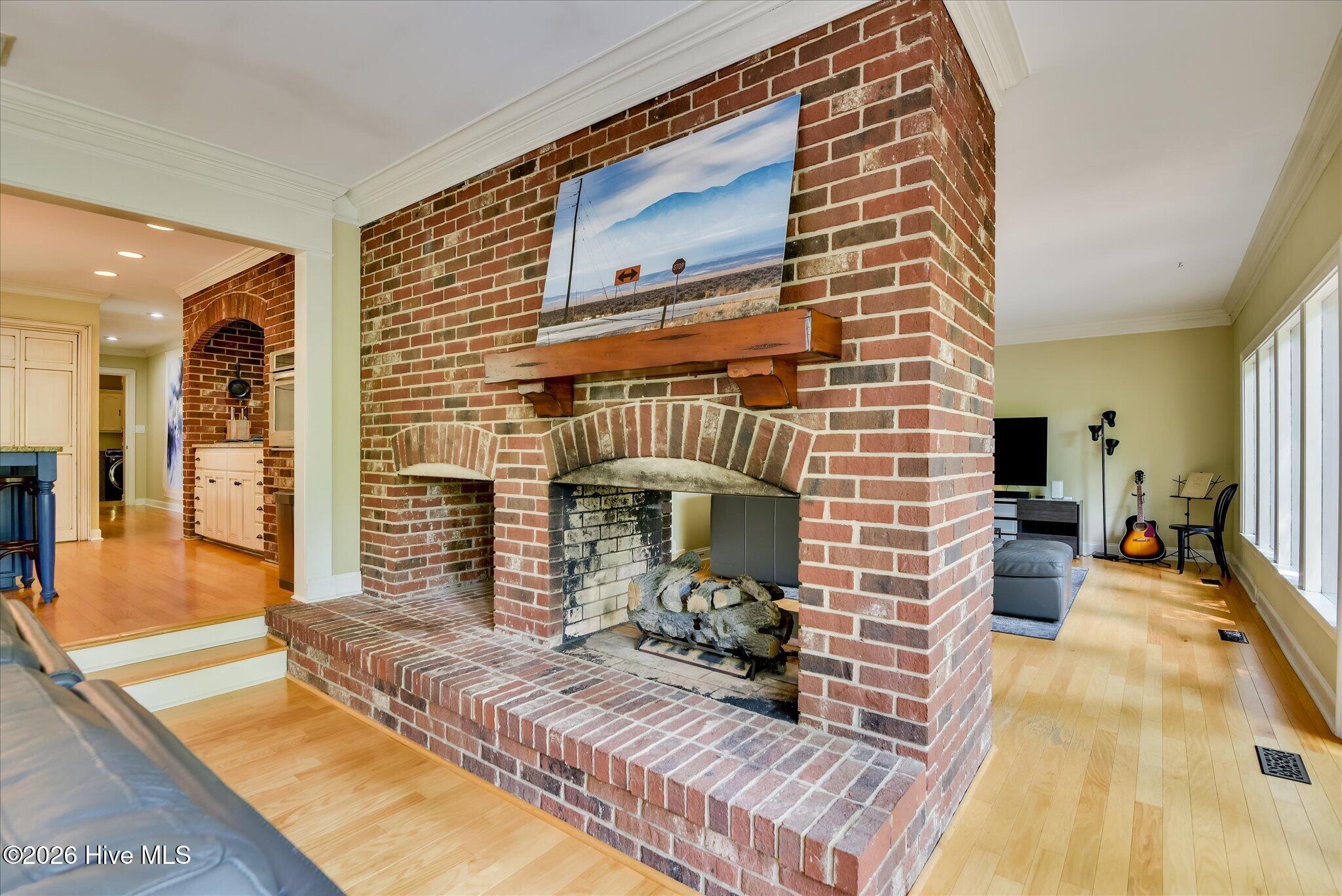844 Point Comfort Road