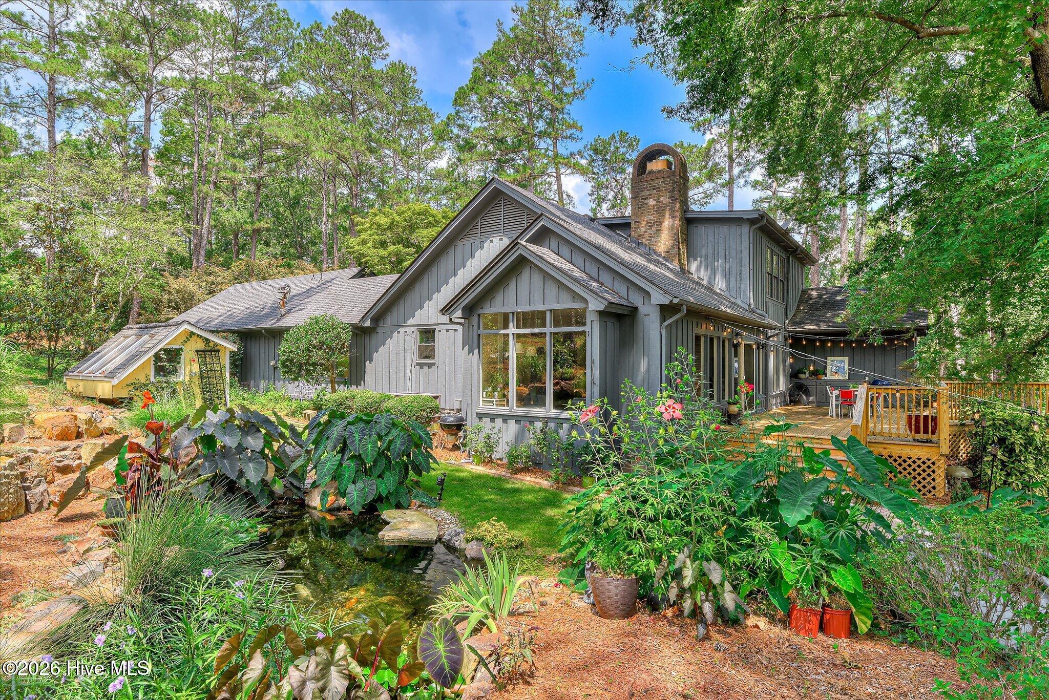 844 Point Comfort Road