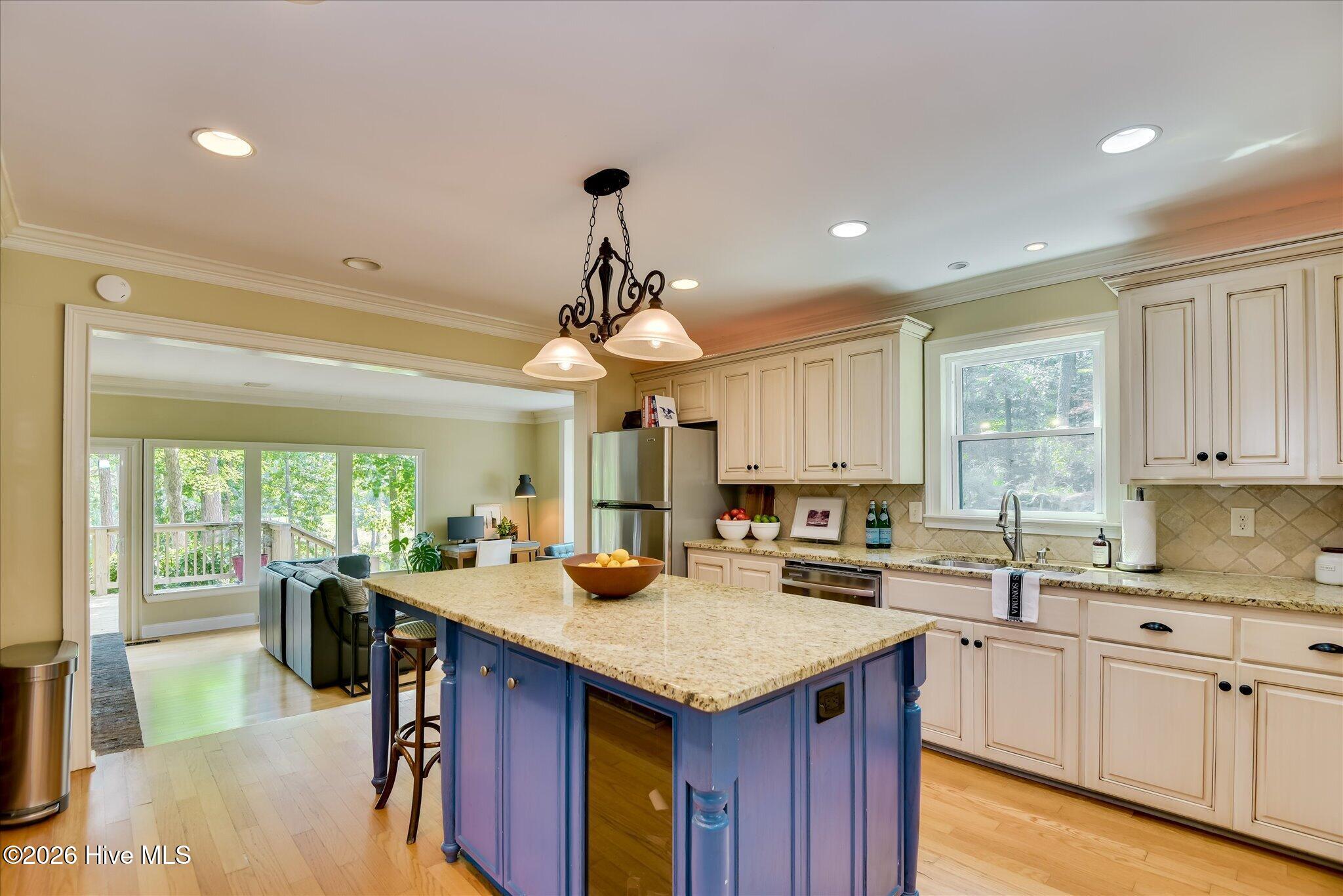 844 Point Comfort Road
