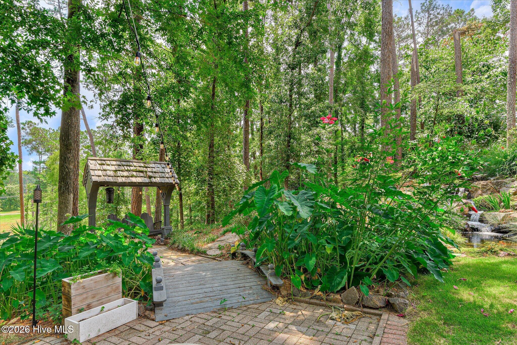 844 Point Comfort Road